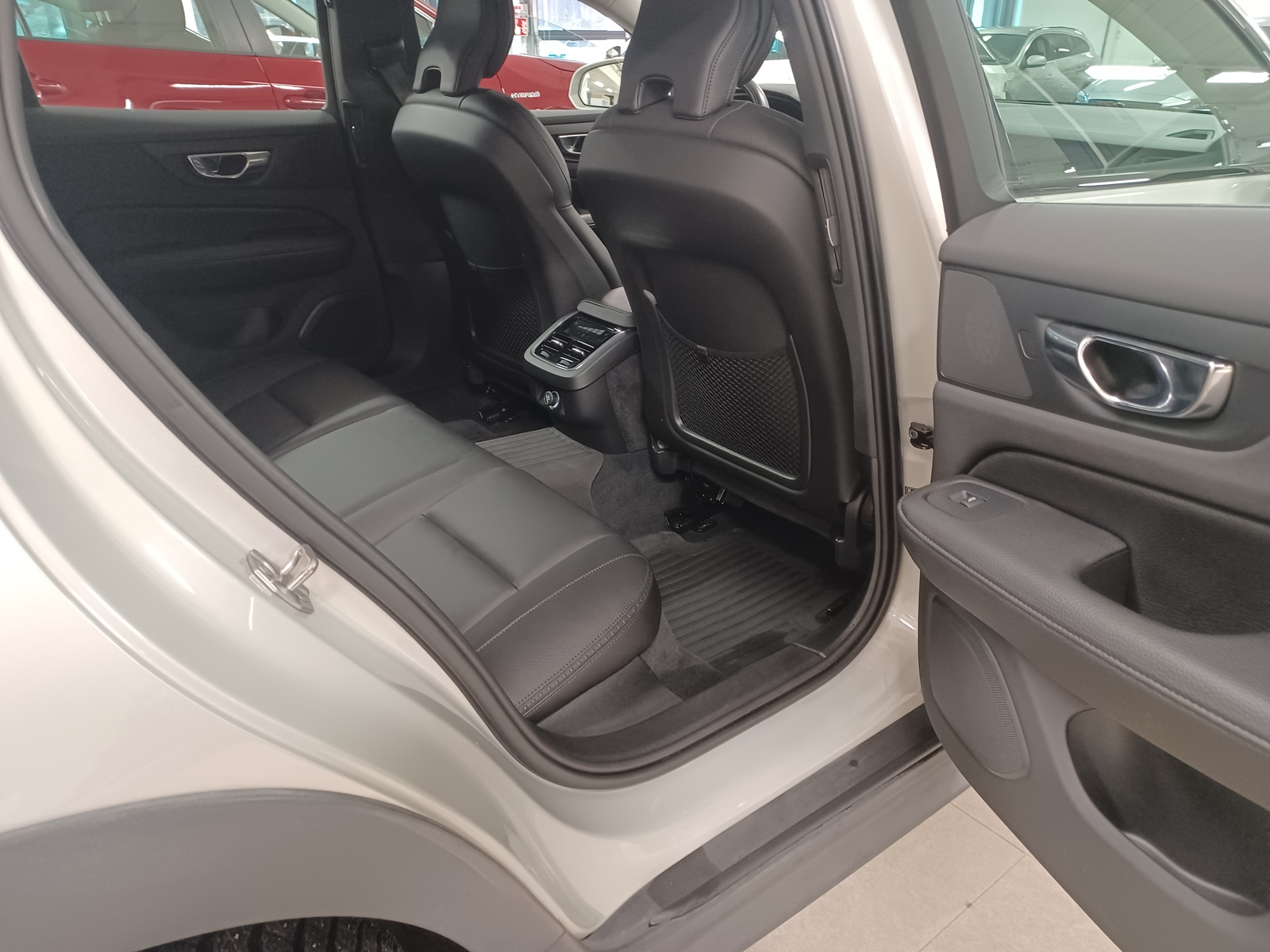 Volvo V60 Cross Country 2019