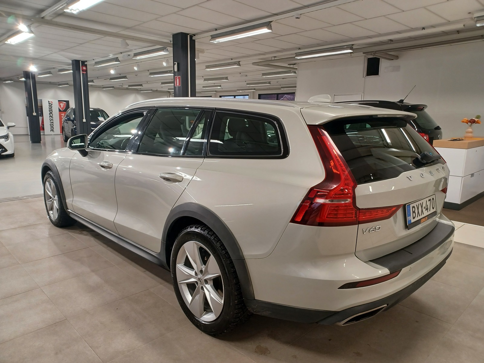 Volvo V60 Cross Country 2019