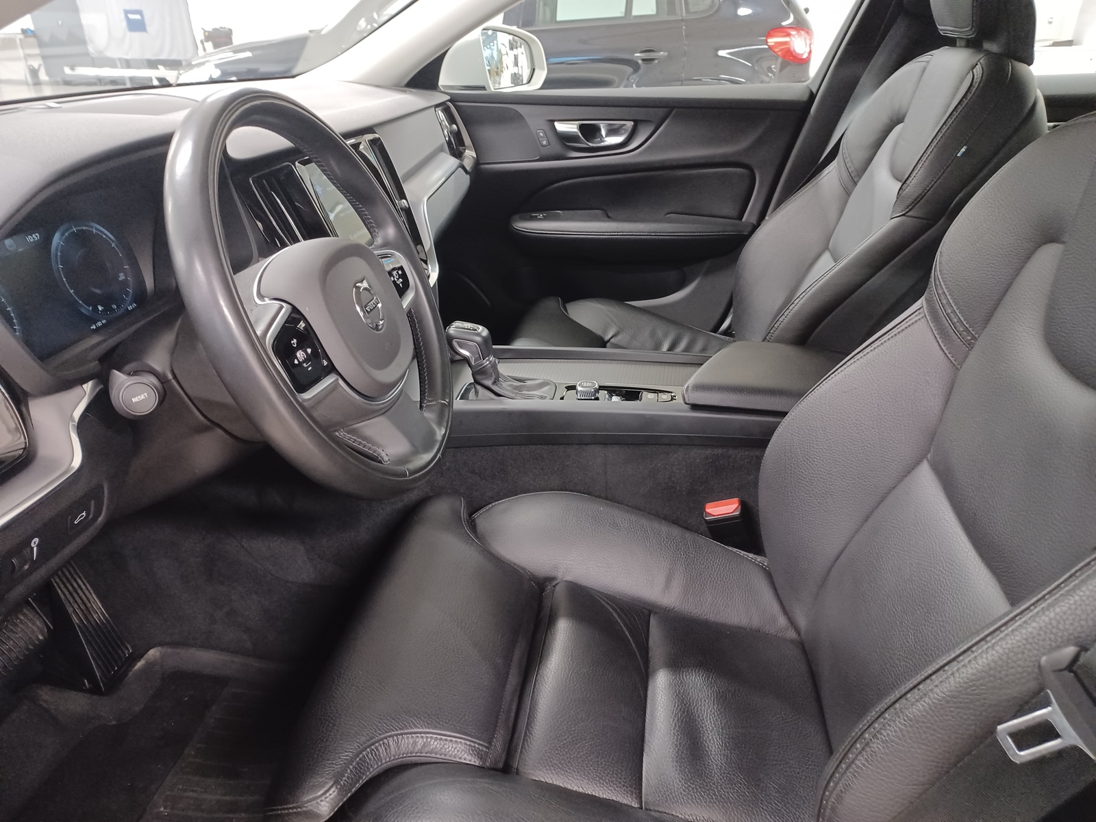 Volvo V60 Cross Country 2019