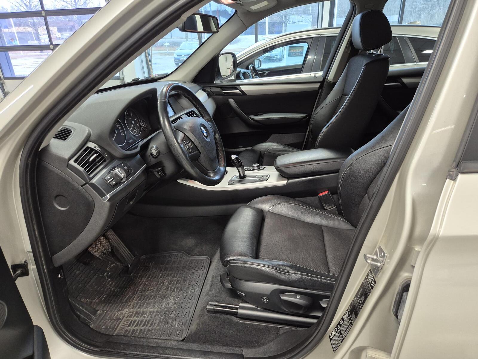 BMW X3 2012