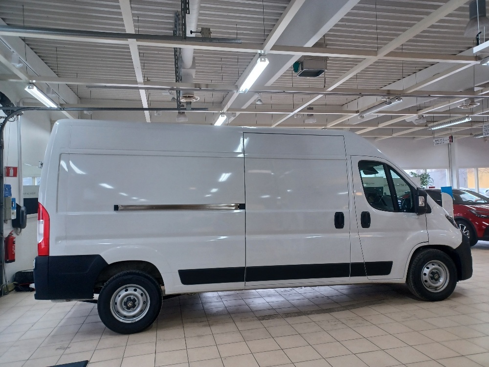 Toyota Proace MAX 2024