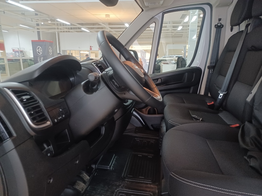 Toyota Proace MAX 2024