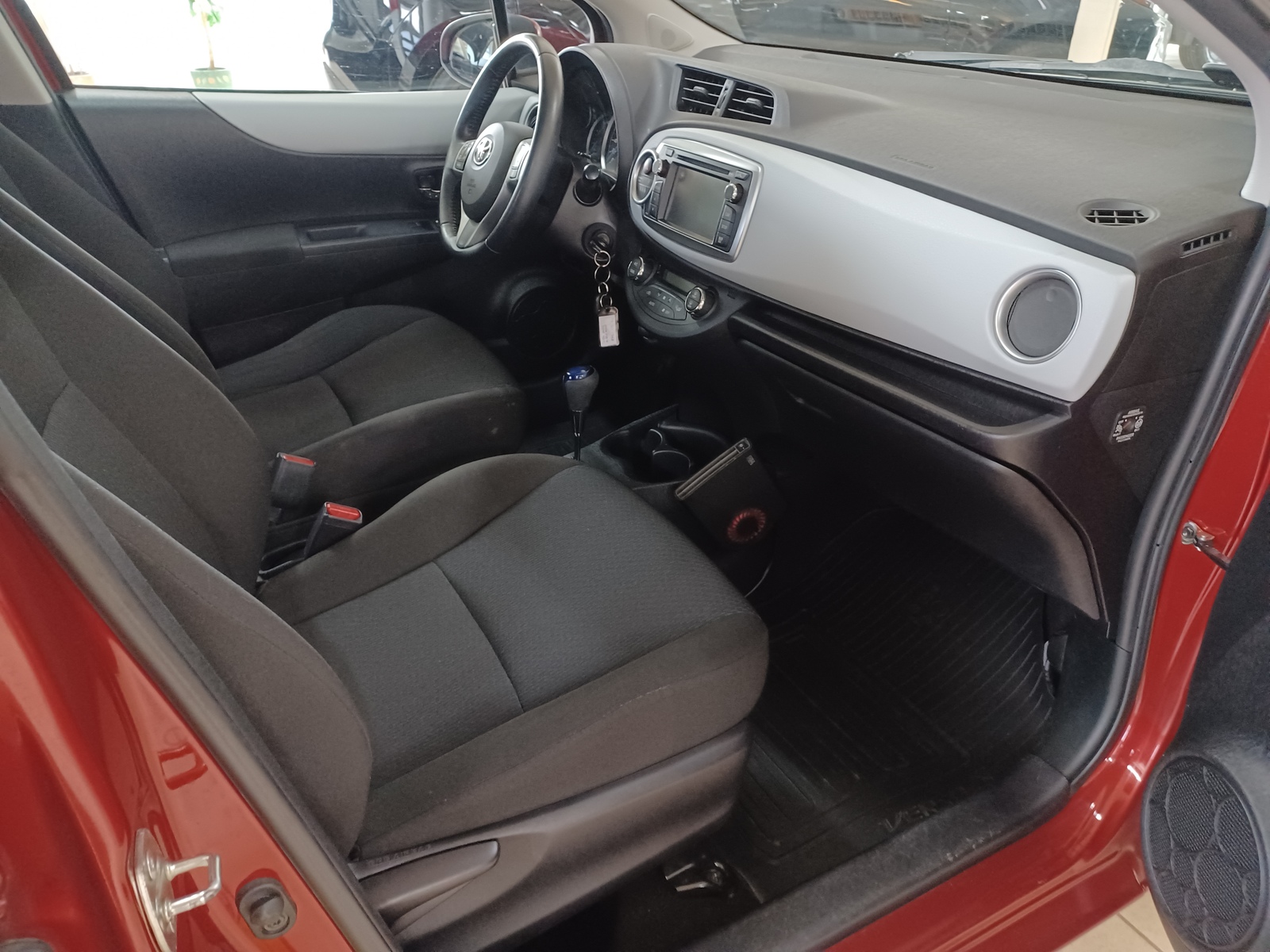 Toyota Yaris 2013