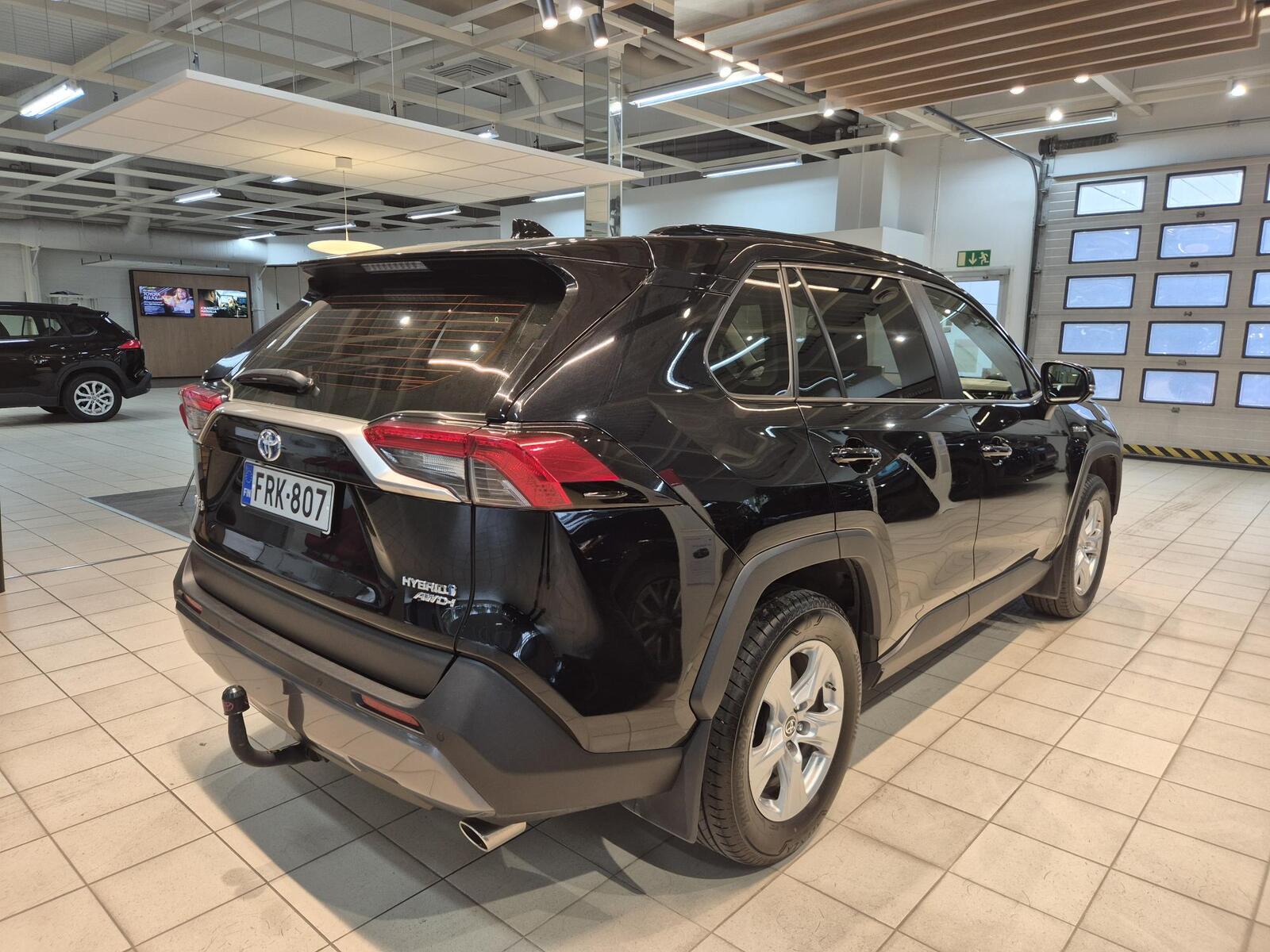 Toyota RAV4 2021