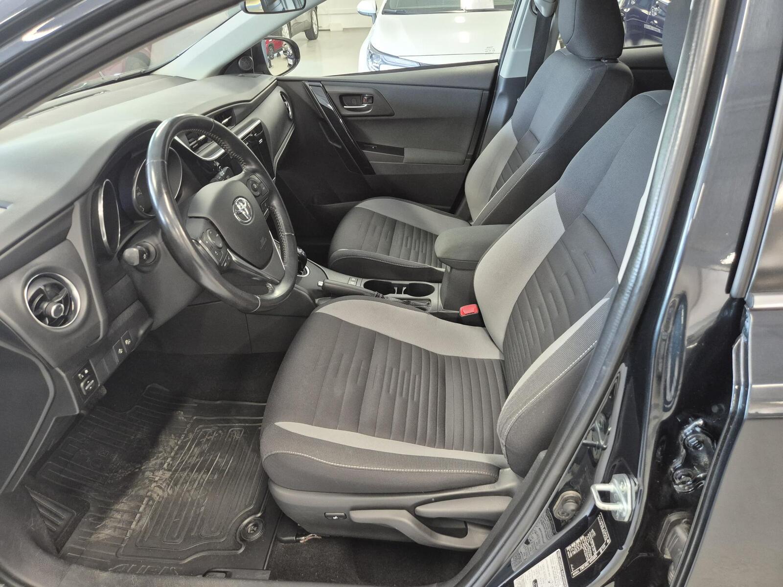 Toyota Auris 2016