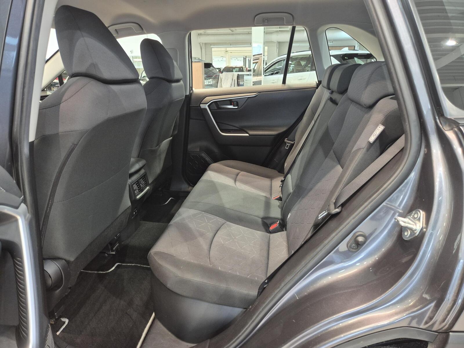 TOYOTA RAV4 2019