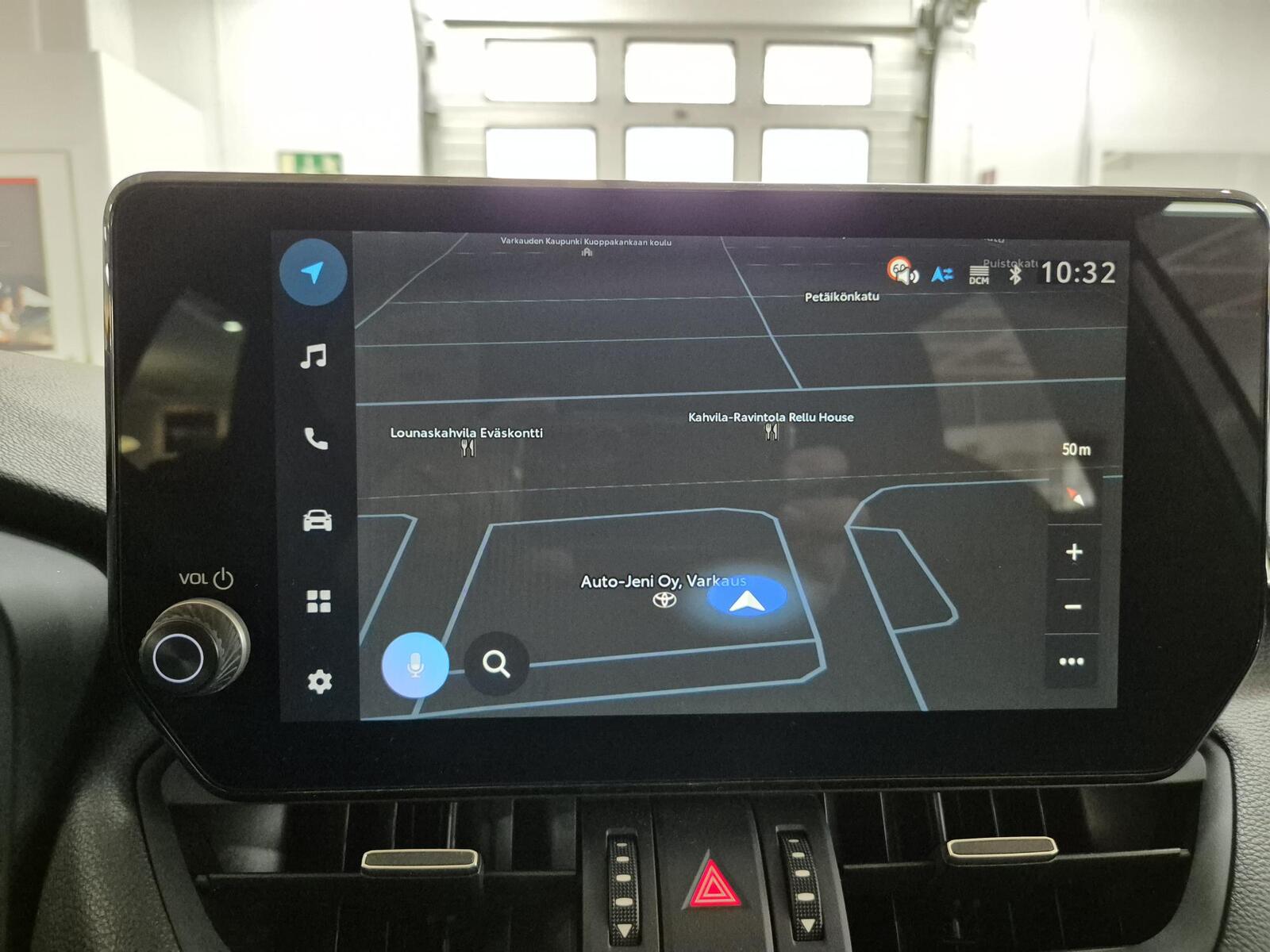 Toyota RAV4 Plug-in 2025