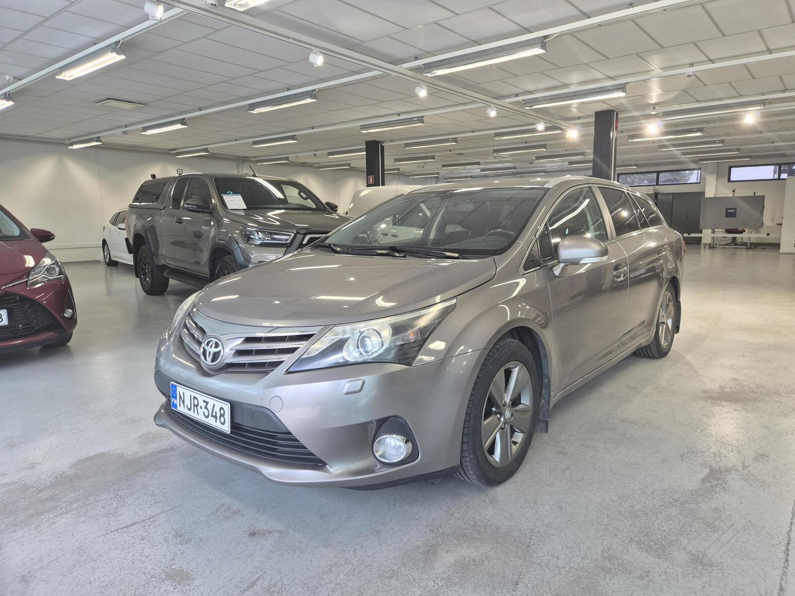 Toyota Avensis 2014