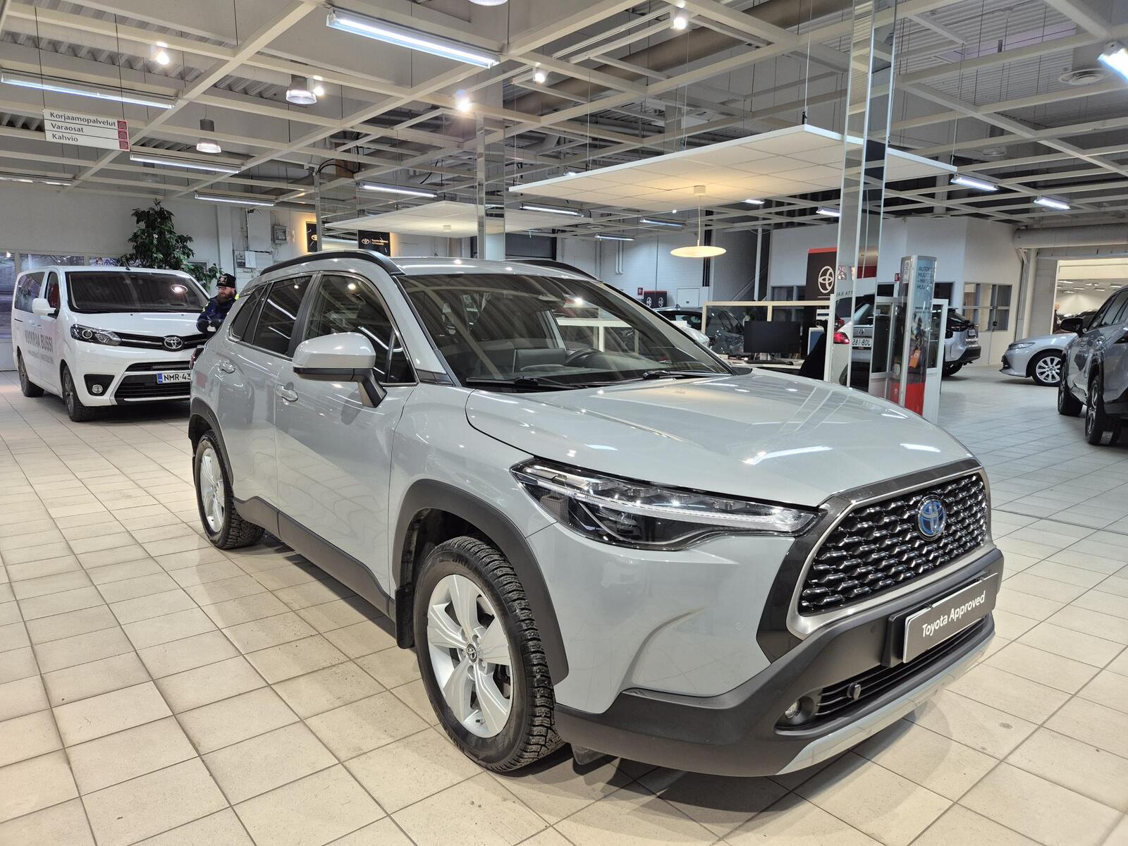 TOYOTA Corolla Cross 2022