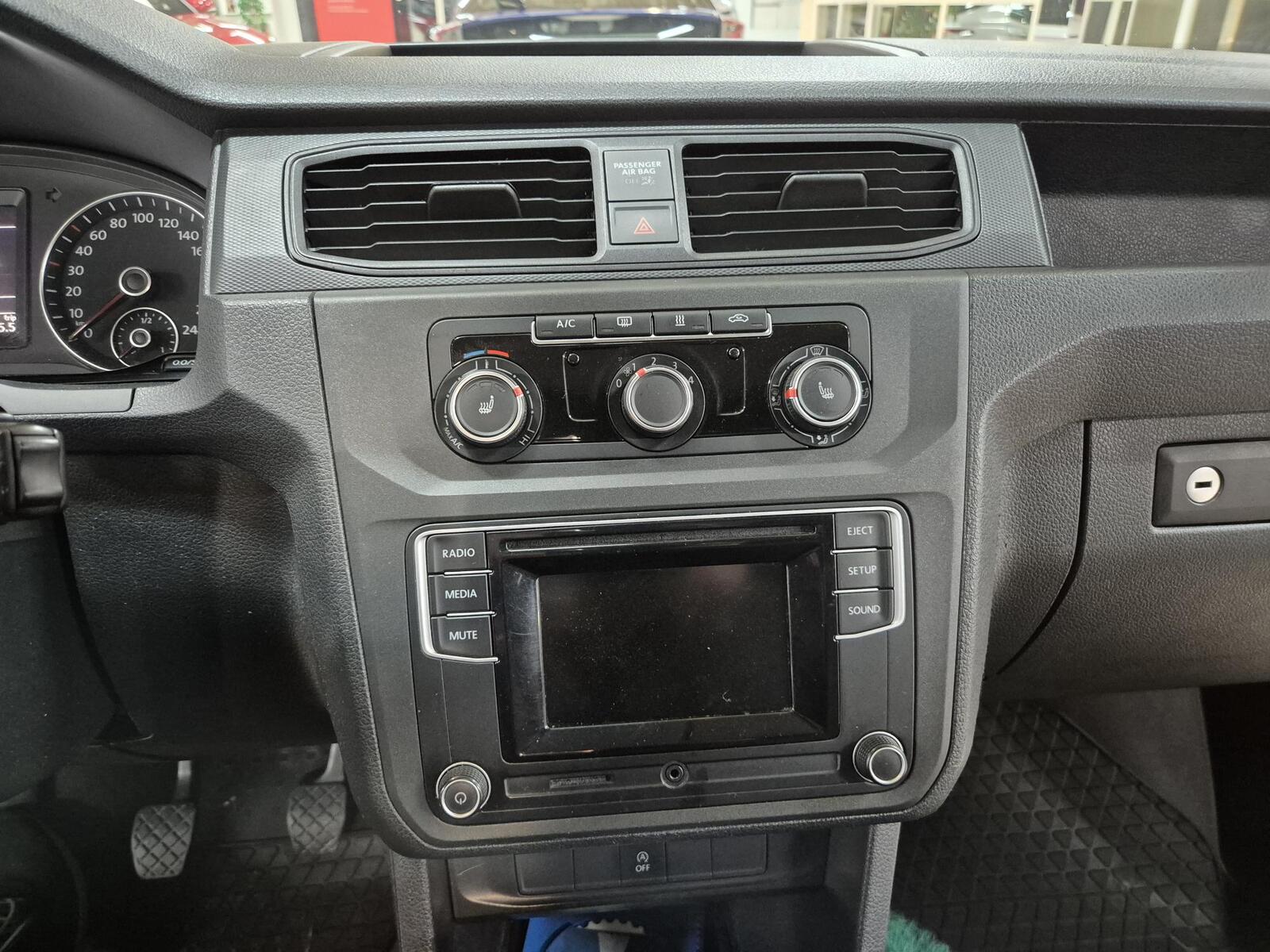 VOLKSWAGEN Caddy 2016