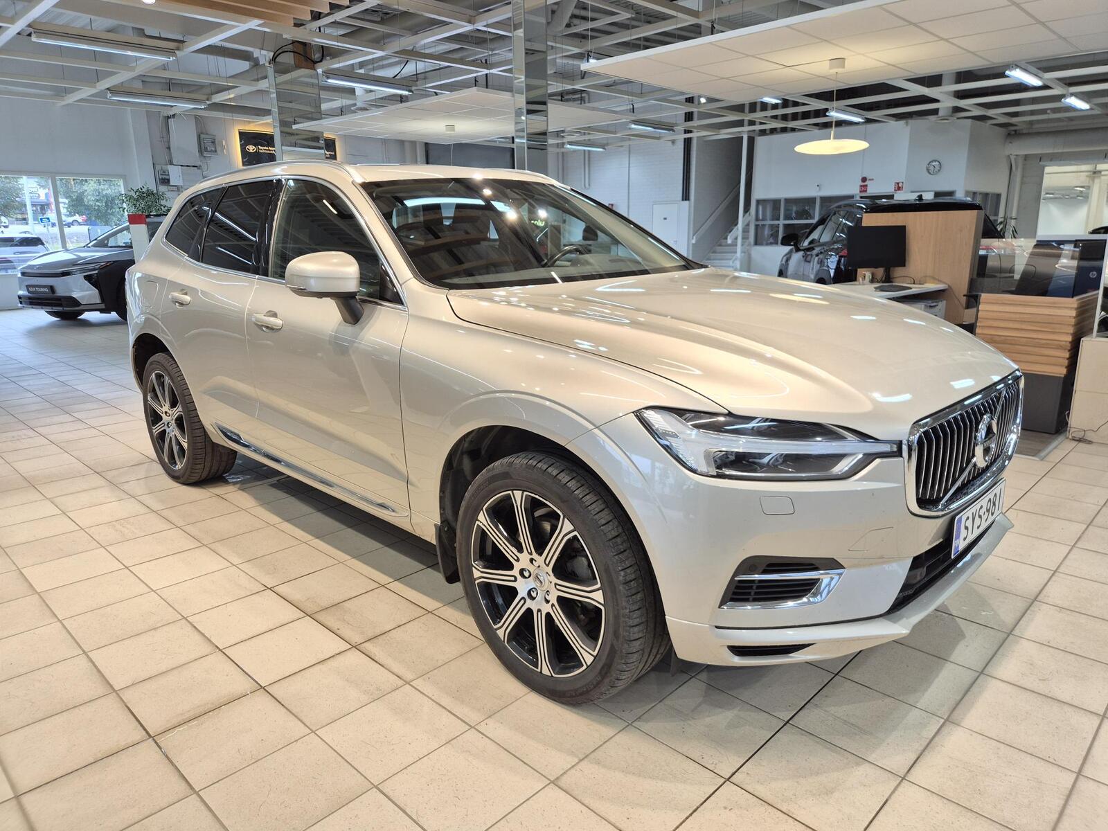 VOLVO XC60 2019