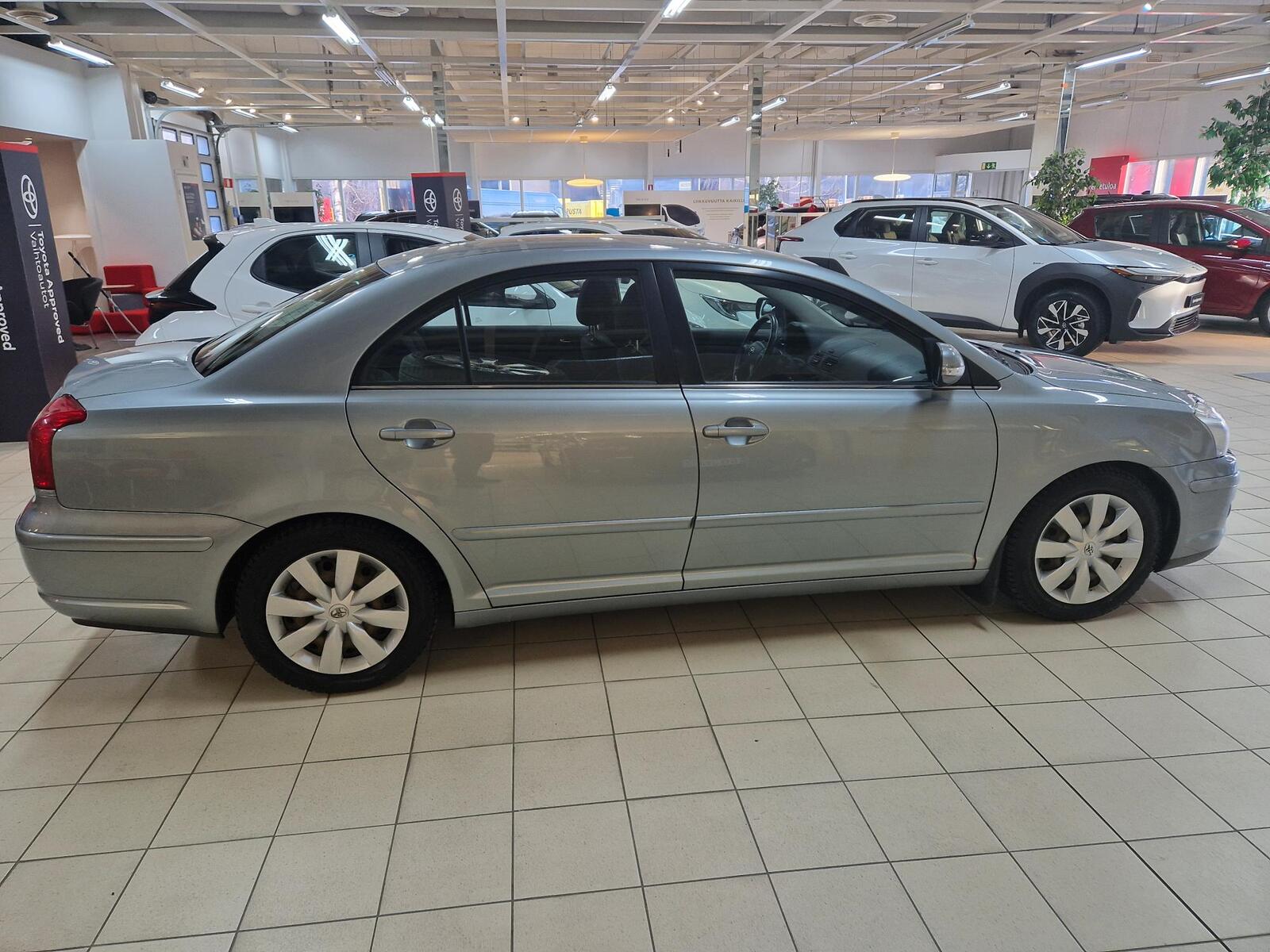 Toyota Avensis 2008