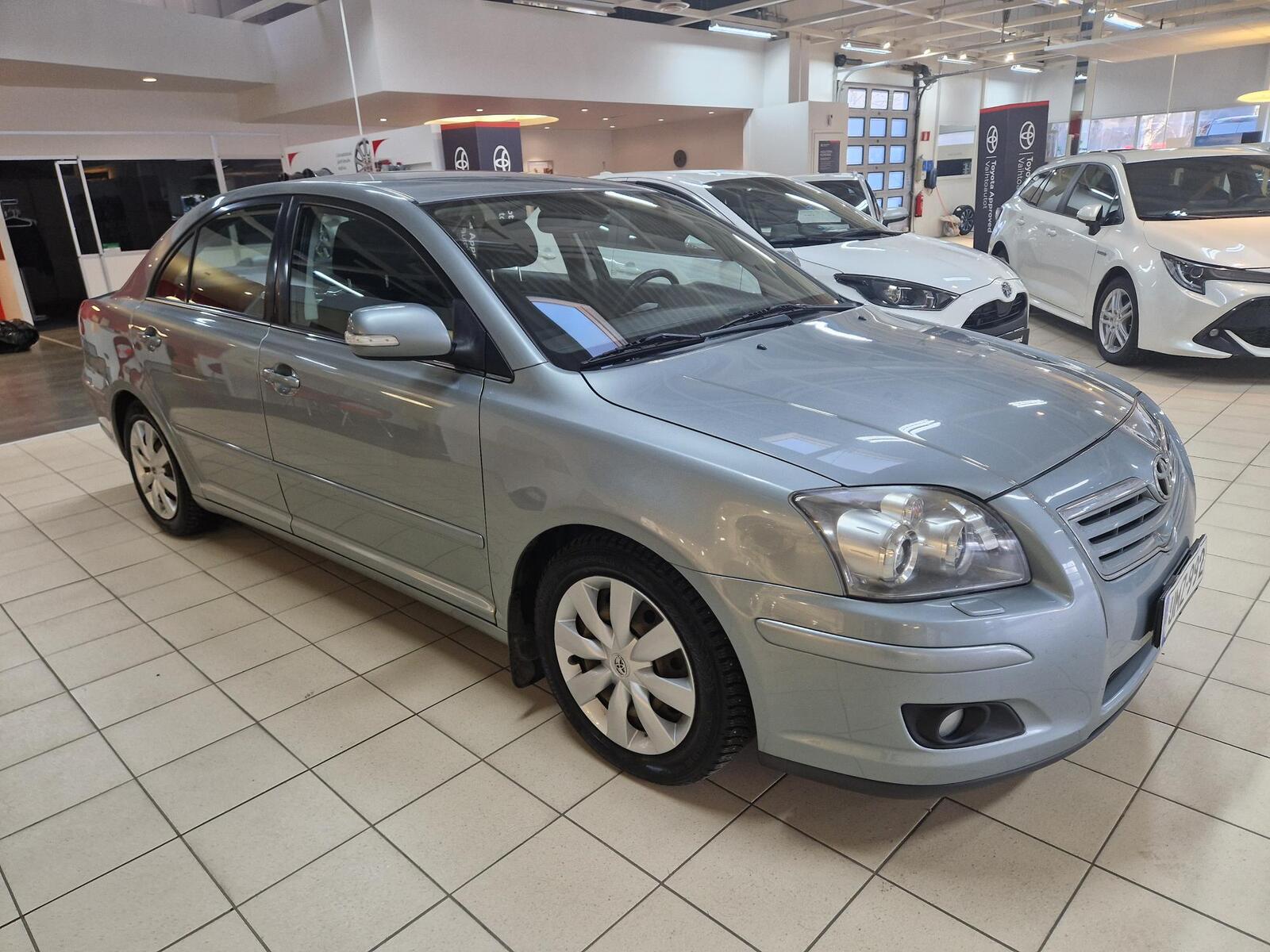 Toyota Avensis 2008