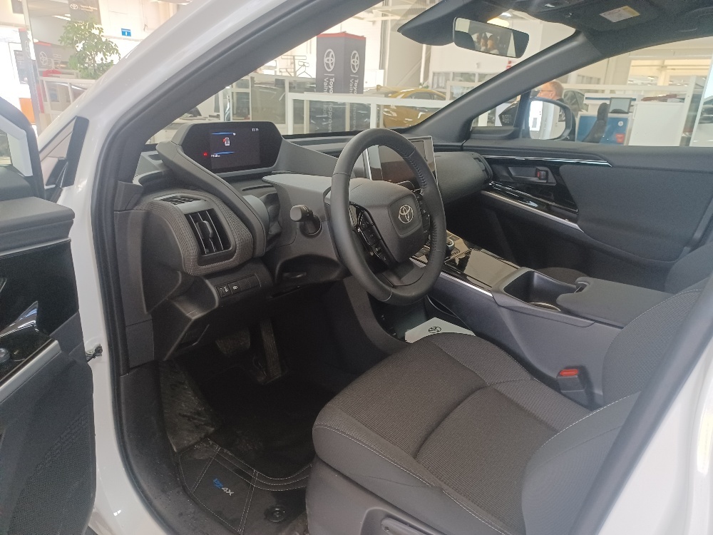 Toyota bZ4X 2024