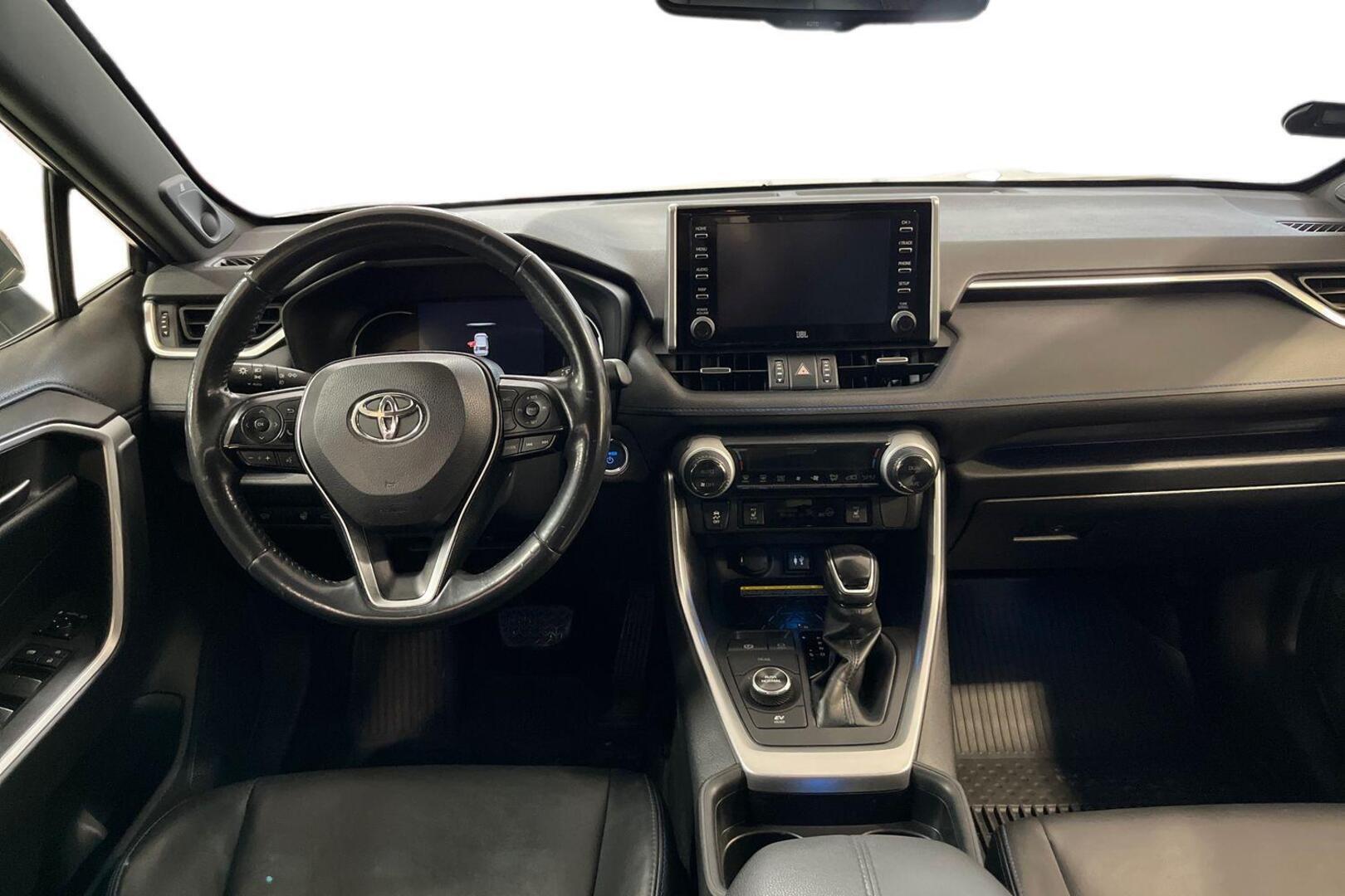 TOYOTA RAV4 11