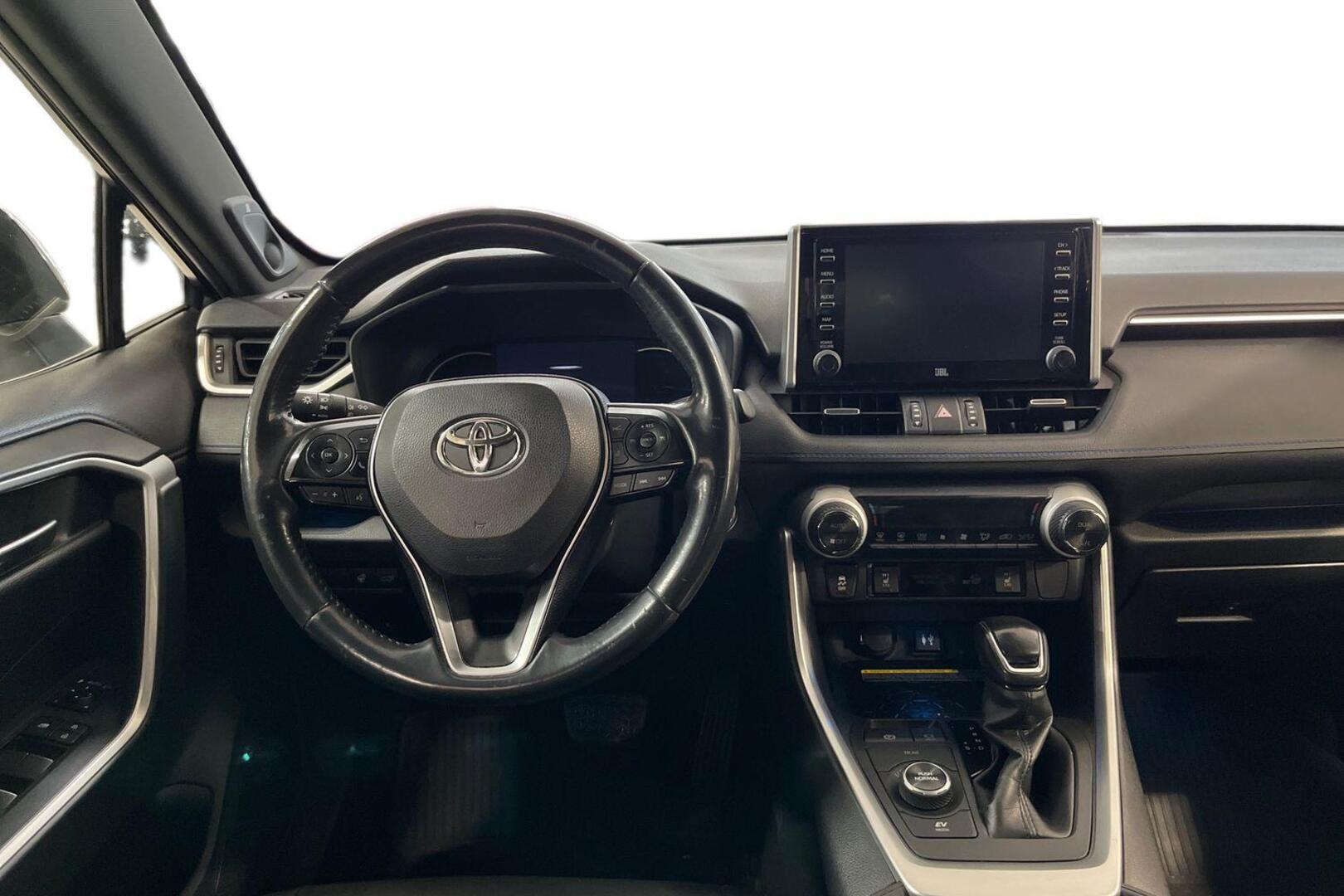 TOYOTA RAV4 12