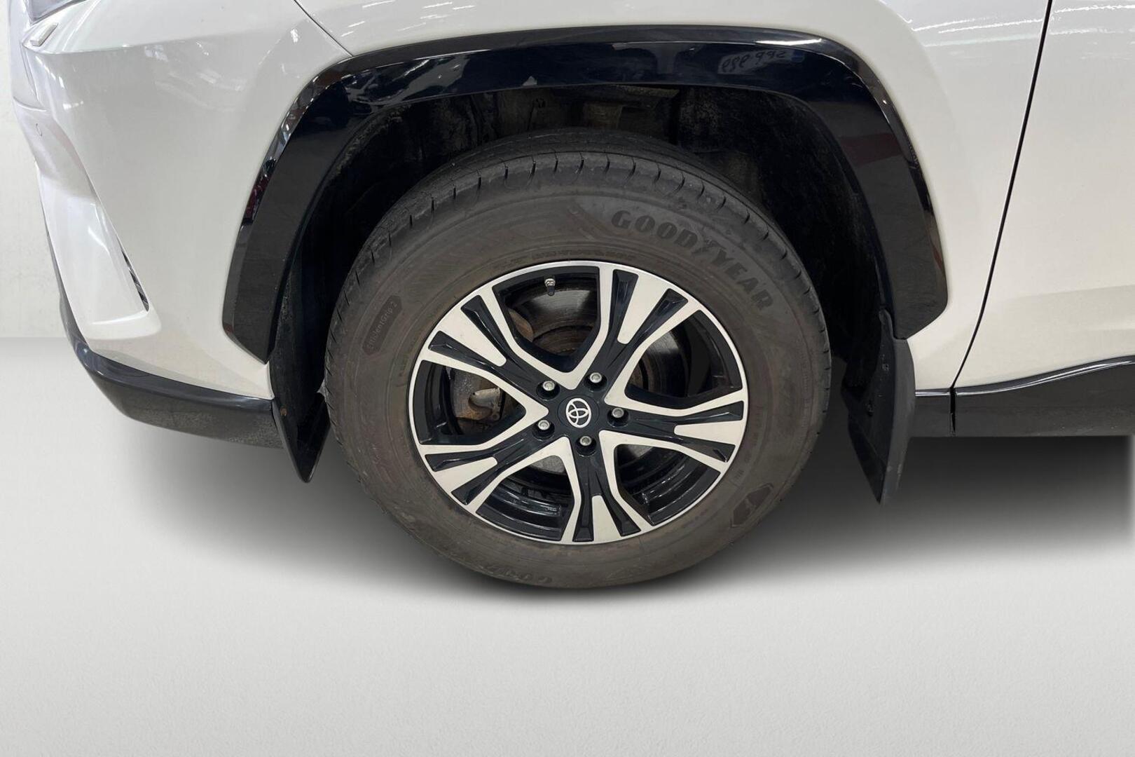 TOYOTA RAV4 18