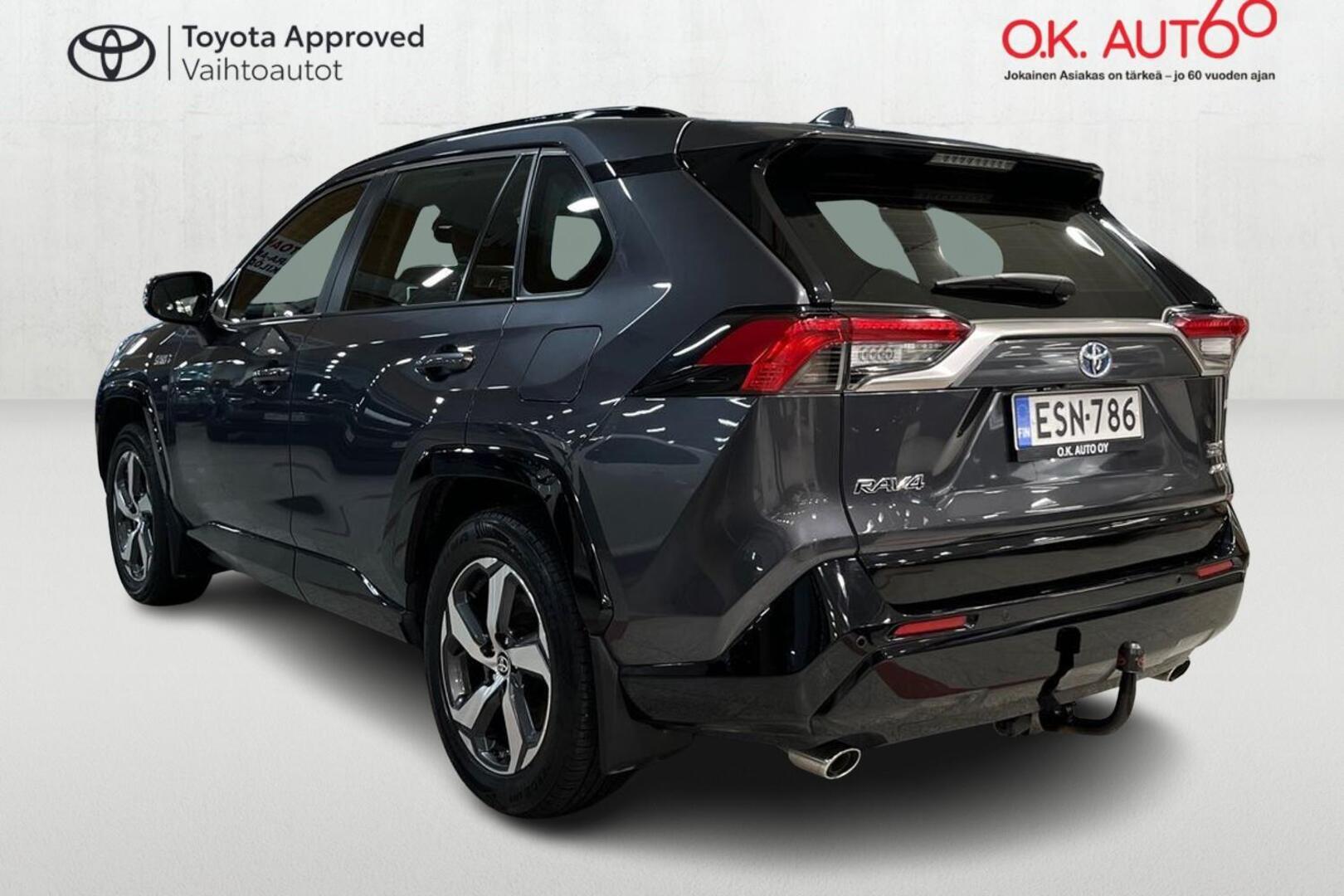 TOYOTA RAV4 Plug-in 3