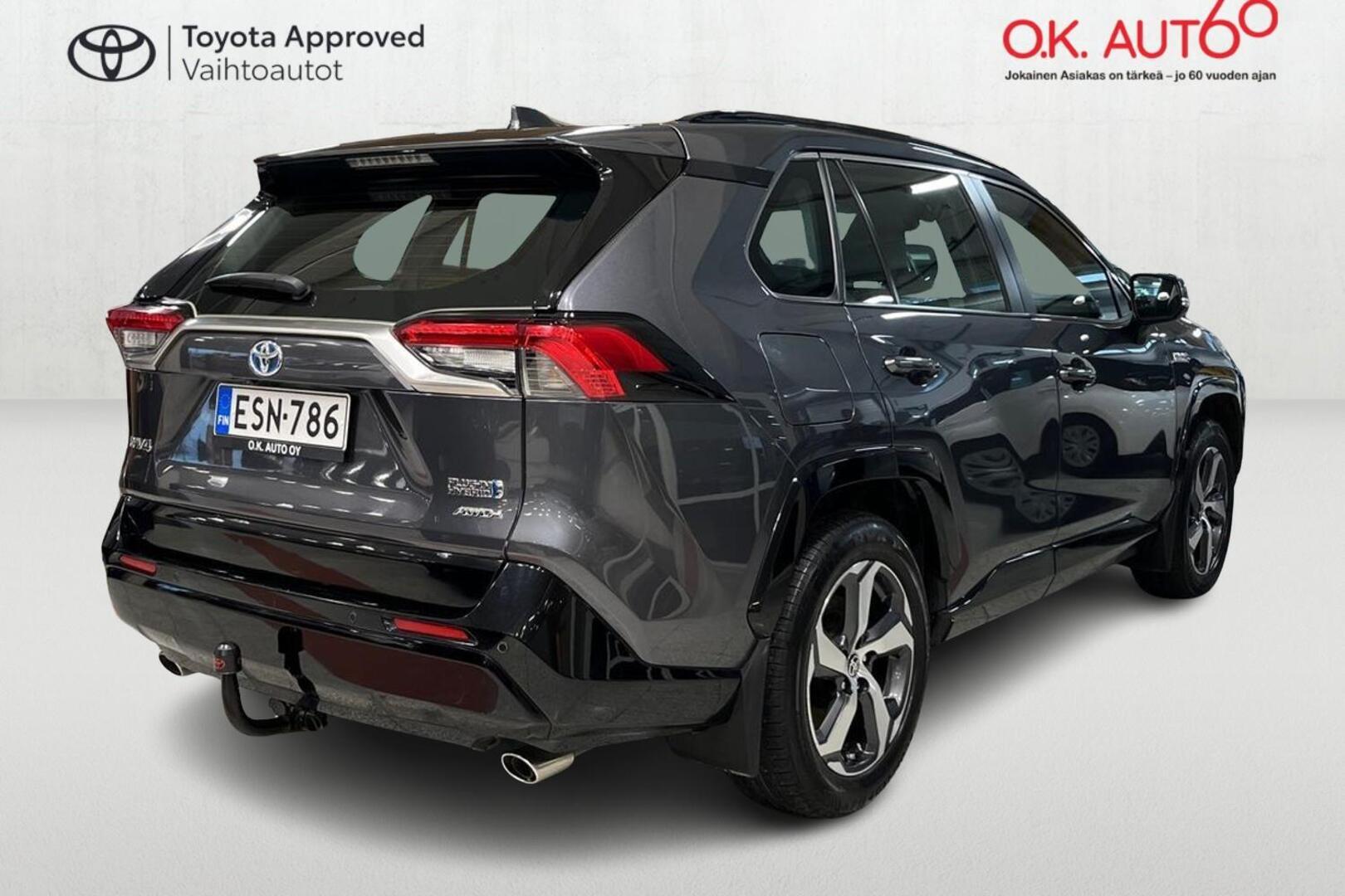 TOYOTA RAV4 Plug-in 5