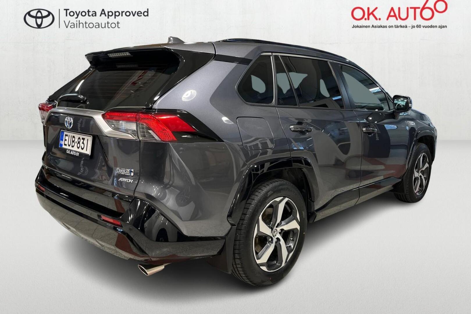 TOYOTA RAV4 Plug-in 6