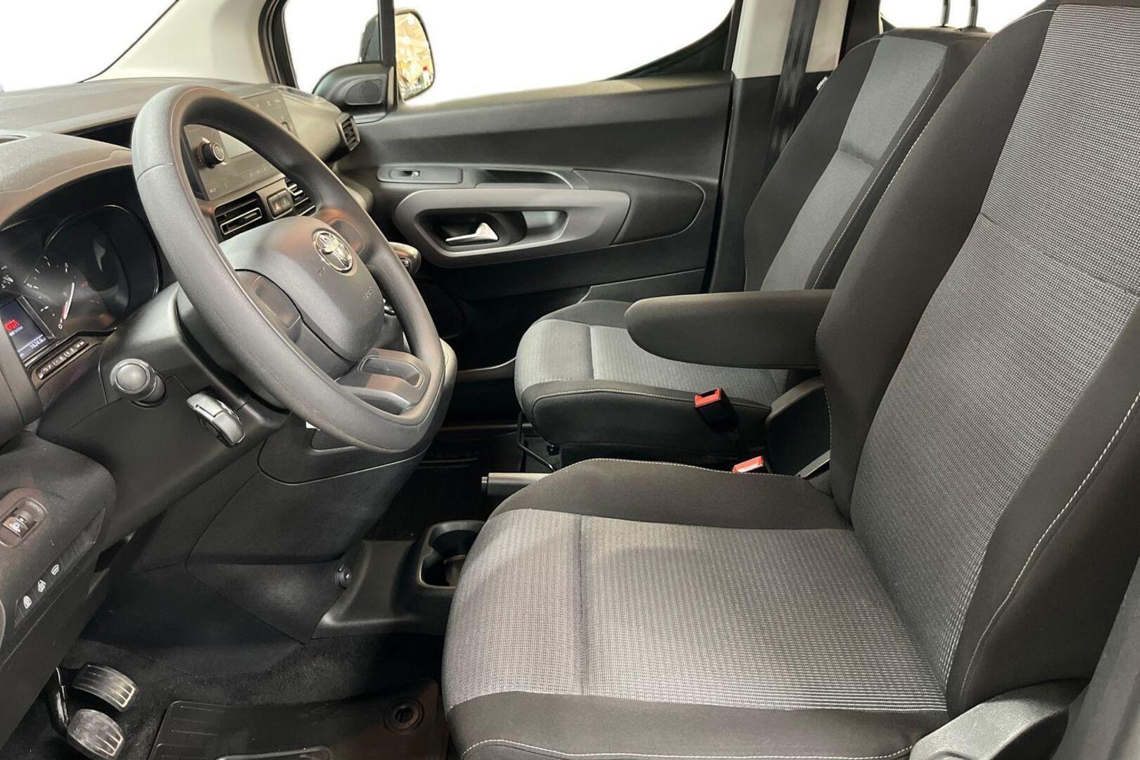 TOYOTA Proace CITY Verso 18
