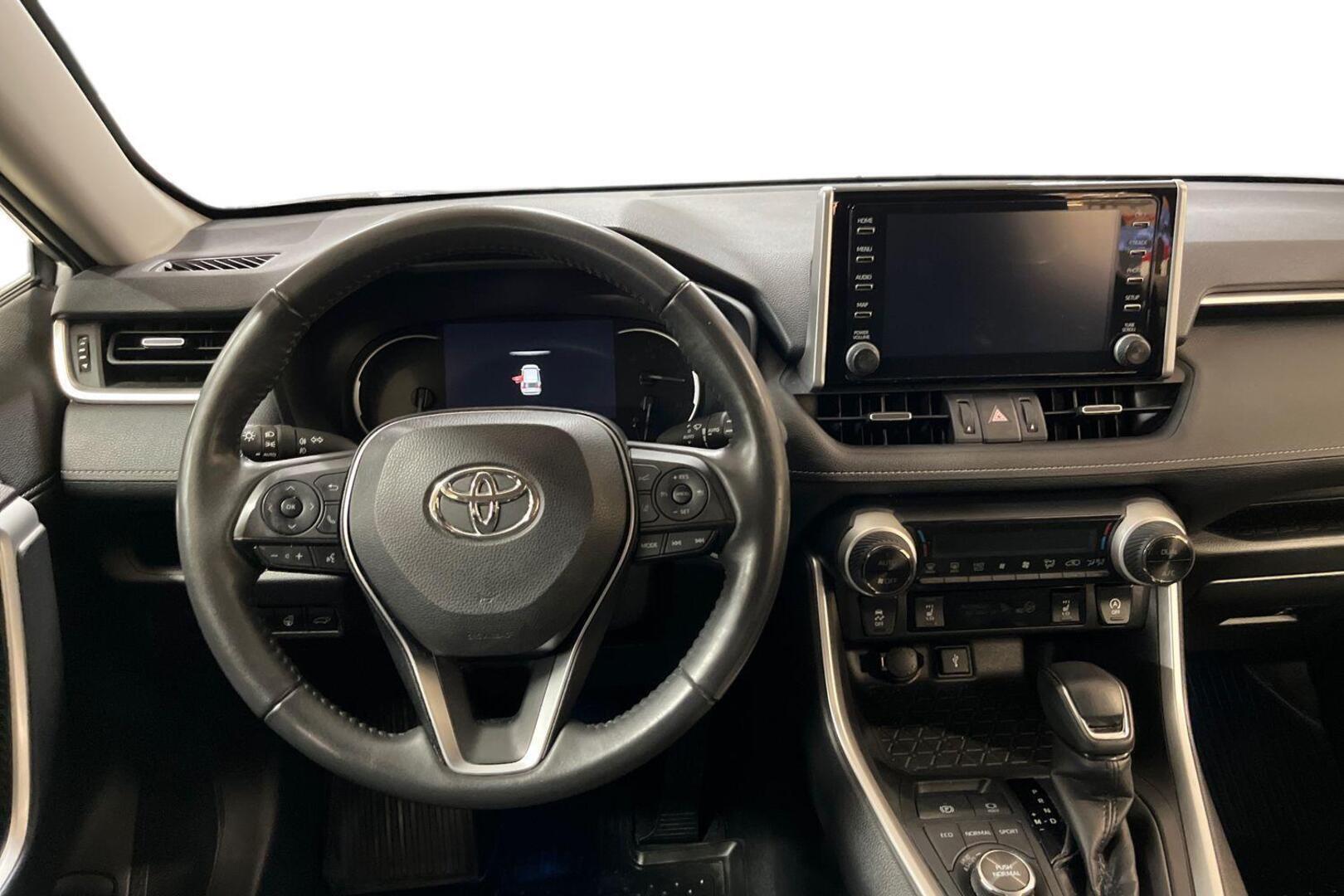 TOYOTA RAV4 11