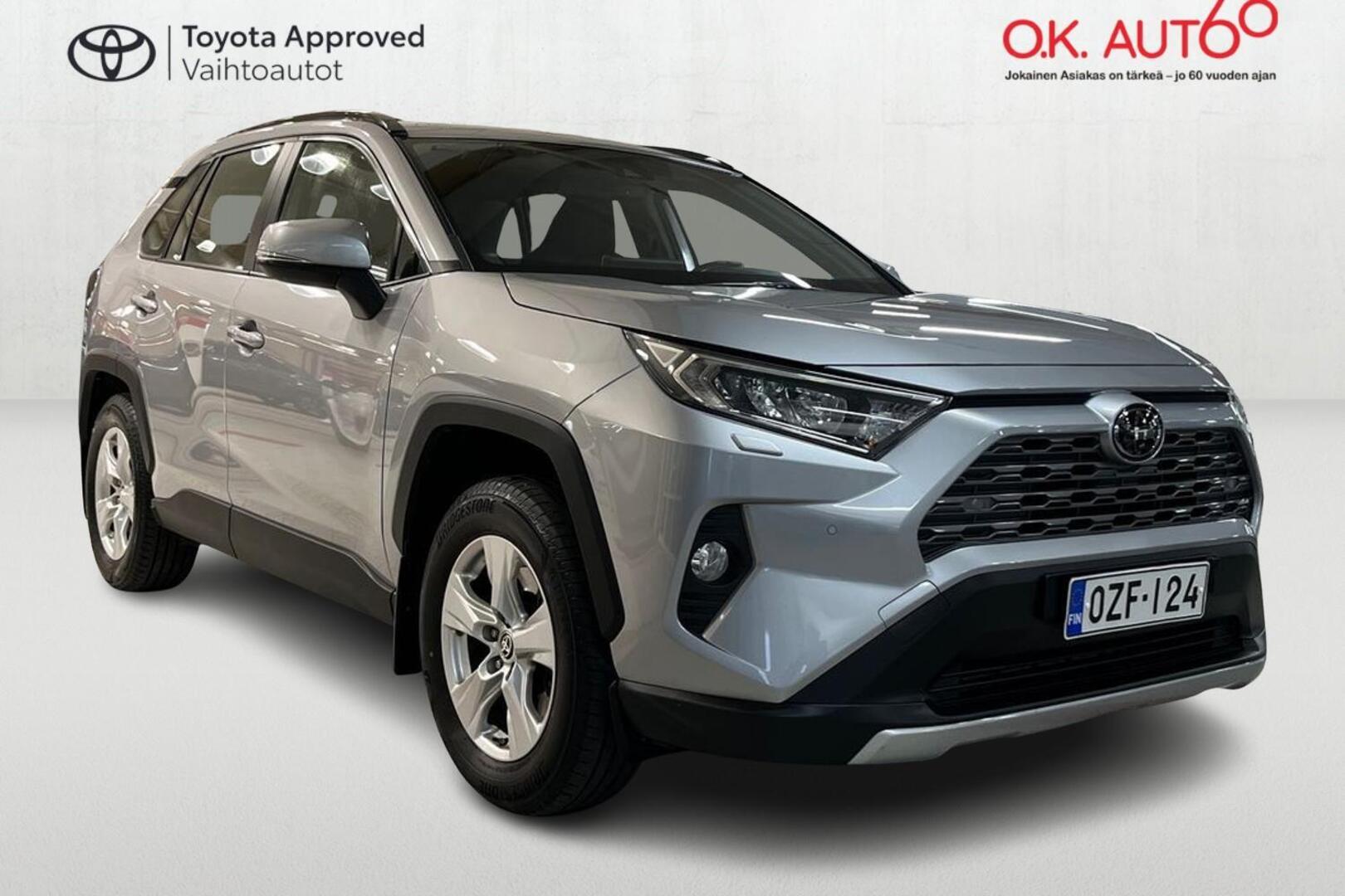 TOYOTA RAV4 6