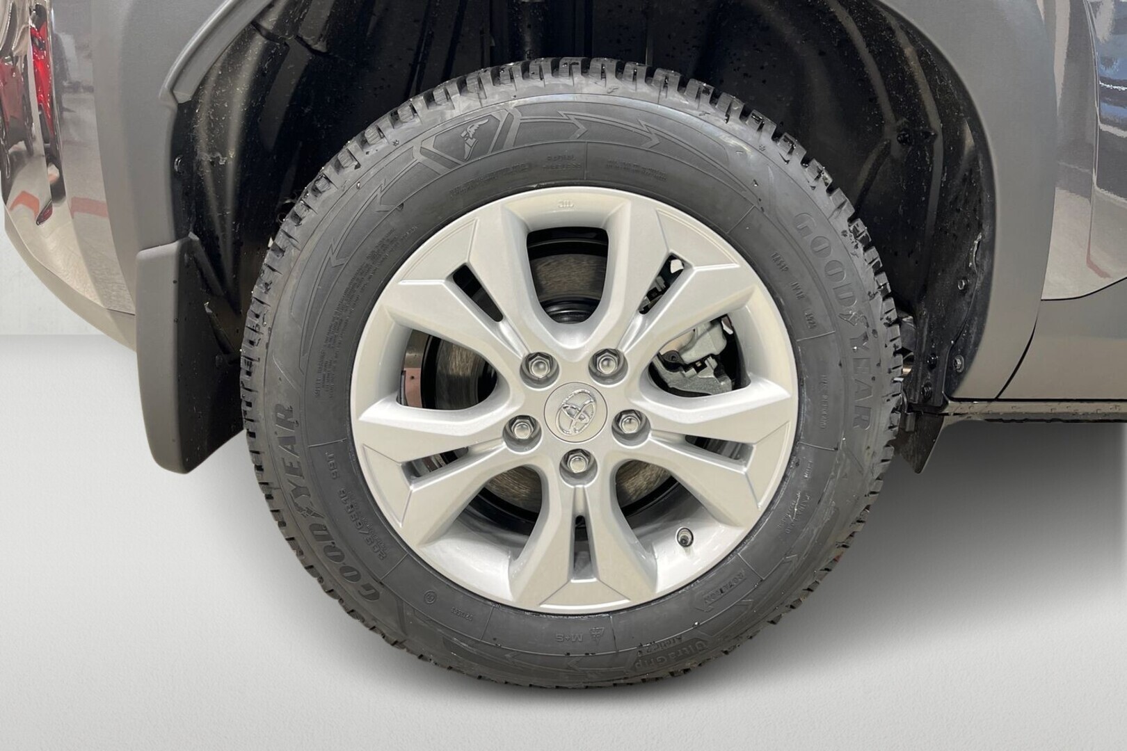 TOYOTA Yaris Cross 18