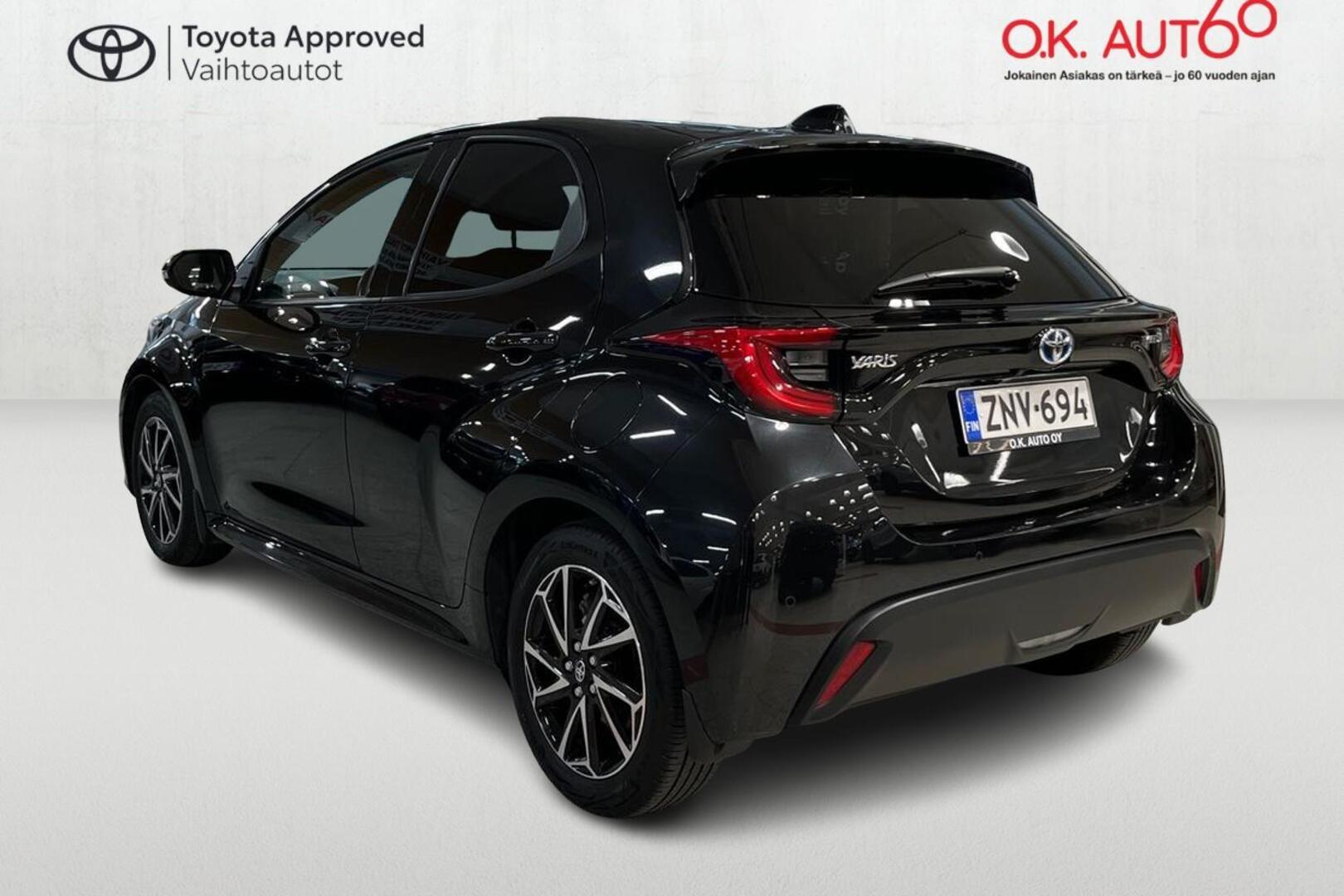 TOYOTA Yaris 3