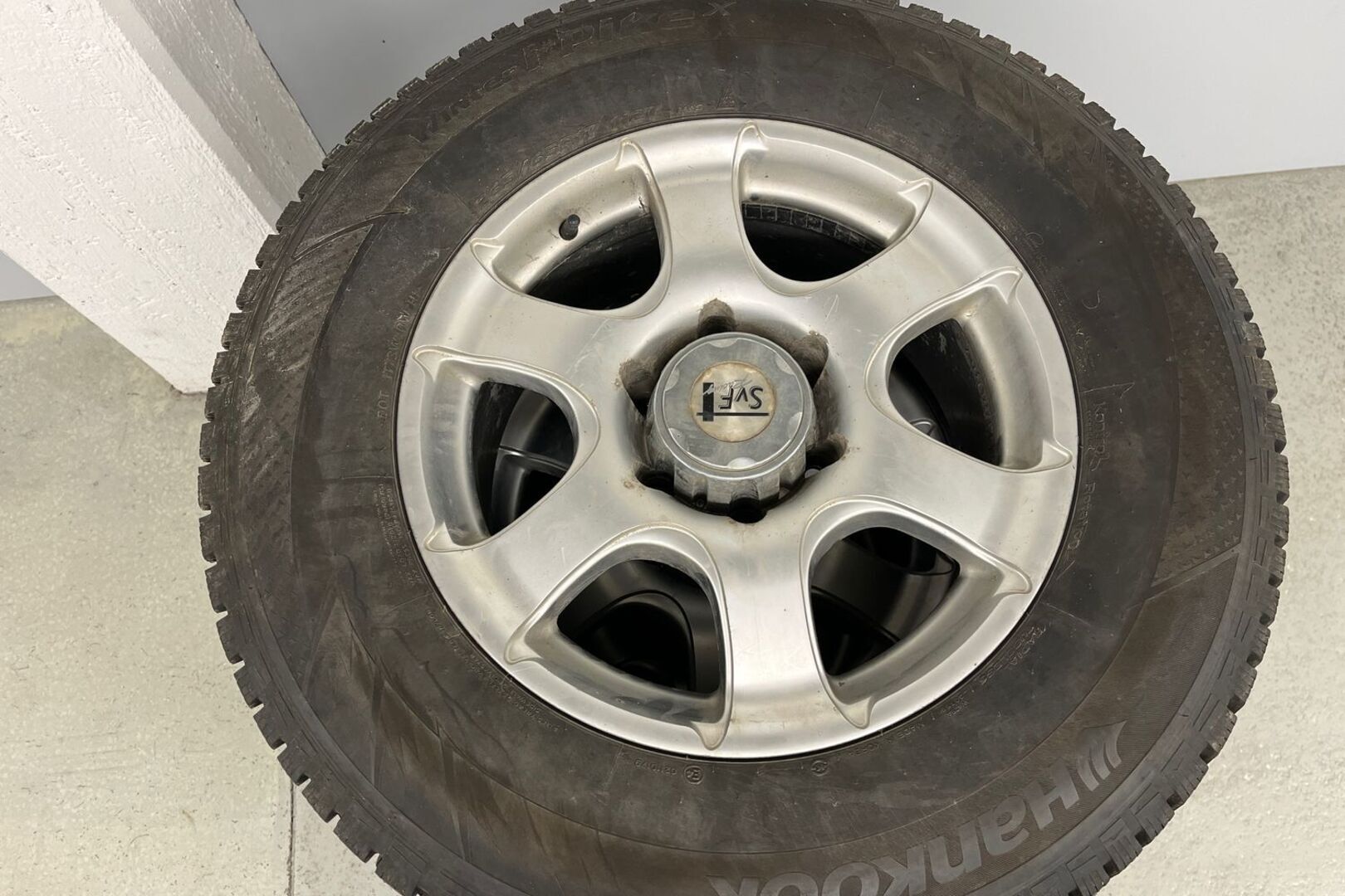 TOYOTA HILUX 20