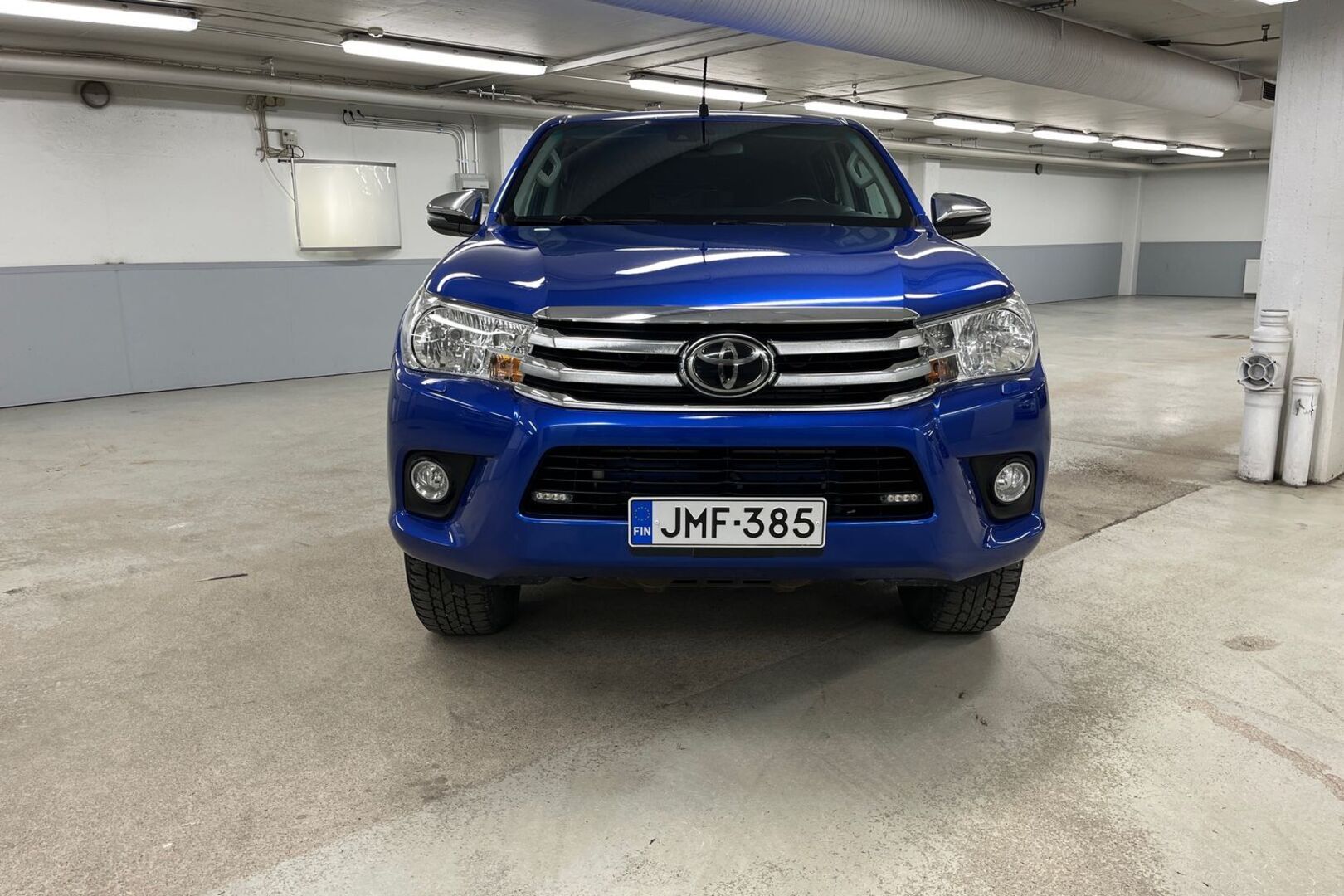 TOYOTA HILUX 7