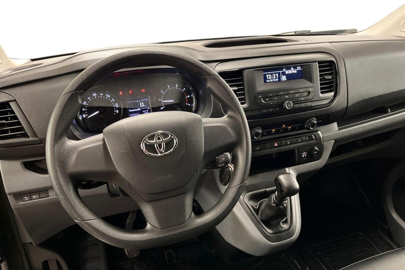 TOYOTA PROACE 11