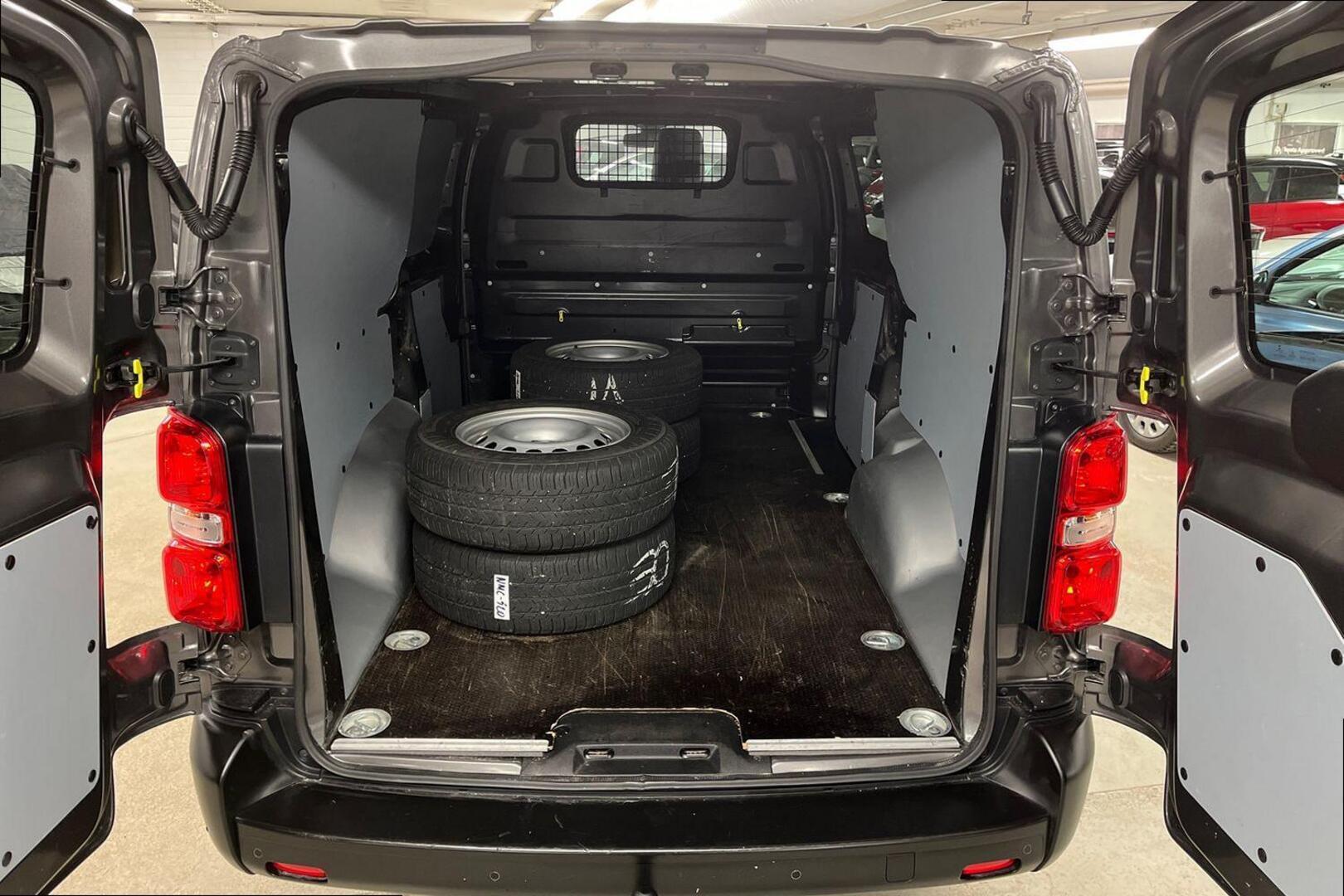 TOYOTA PROACE 15