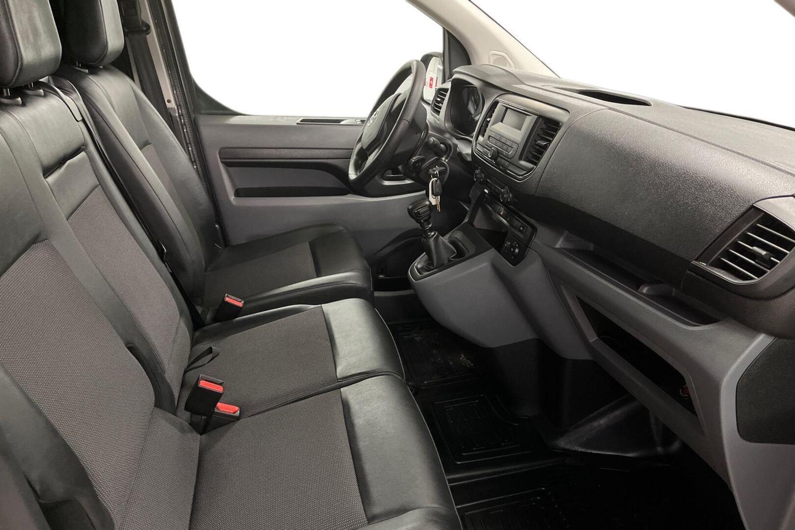 TOYOTA PROACE 17
