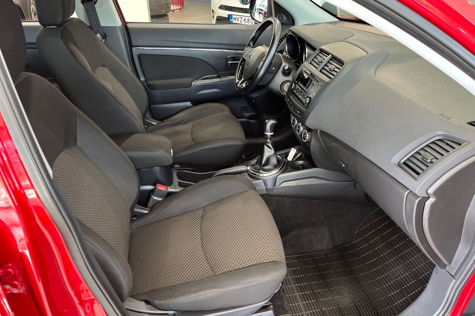 MITSUBISHI ASX 17