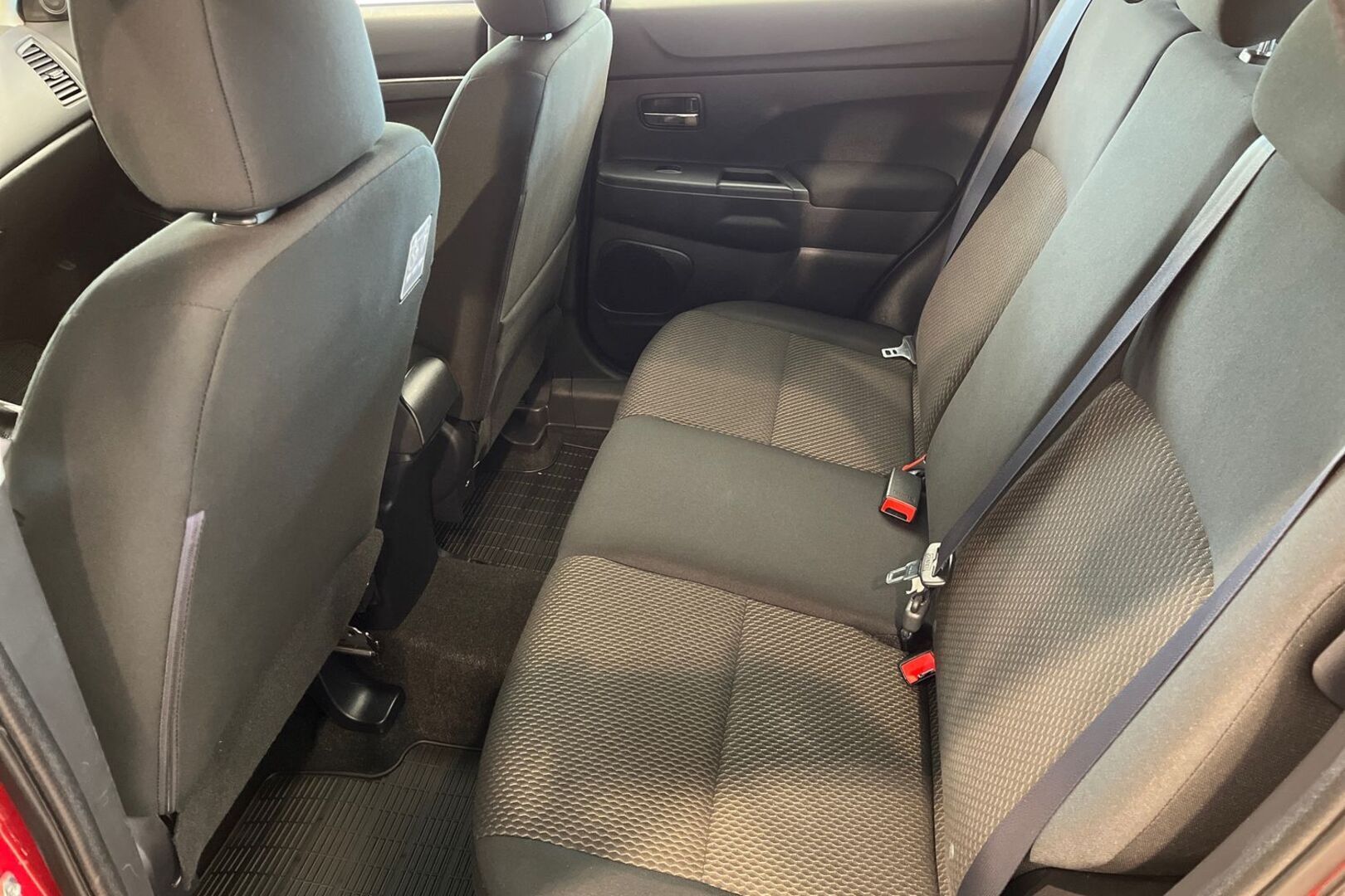 MITSUBISHI ASX 9