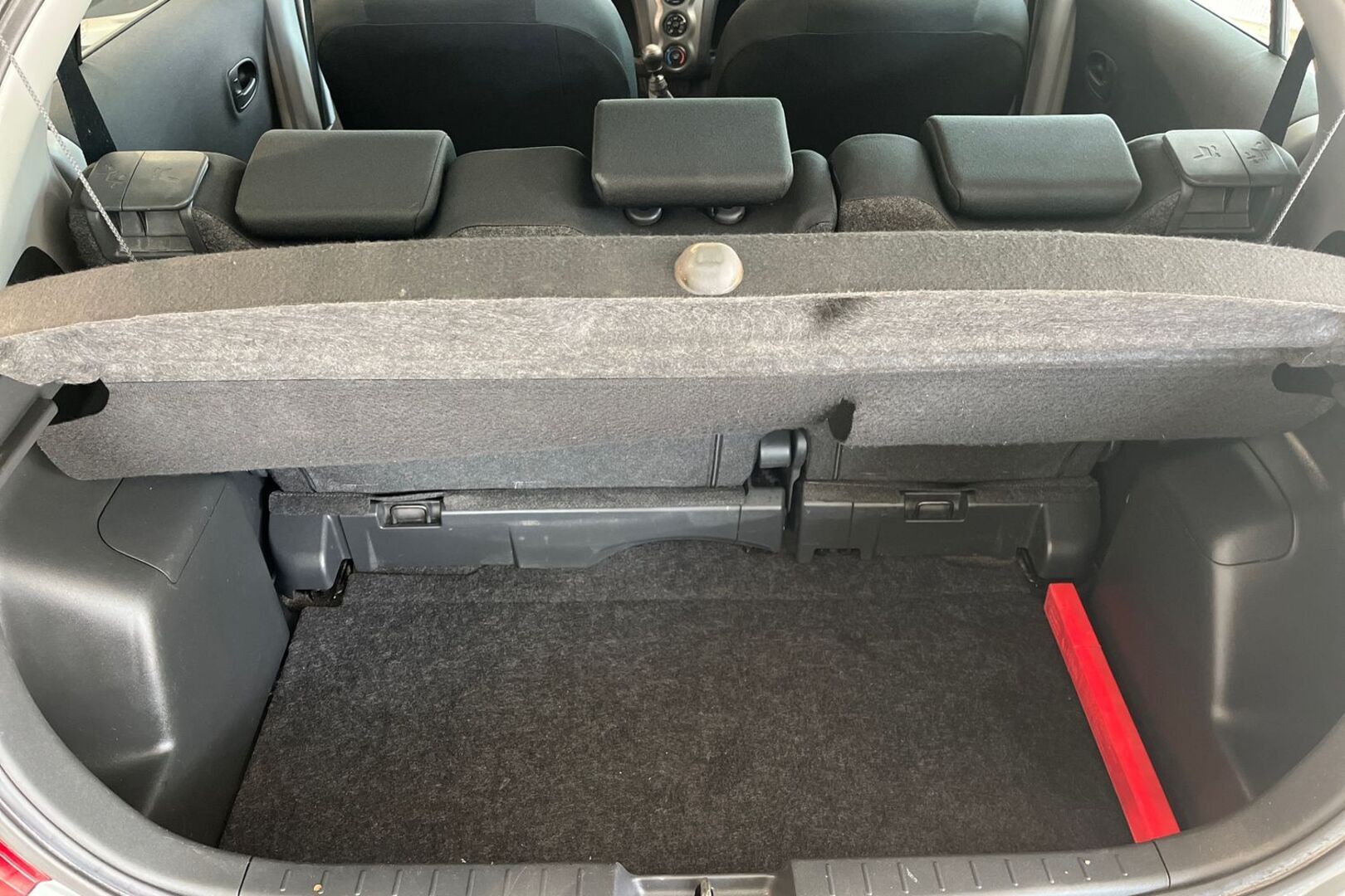 TOYOTA Yaris 15