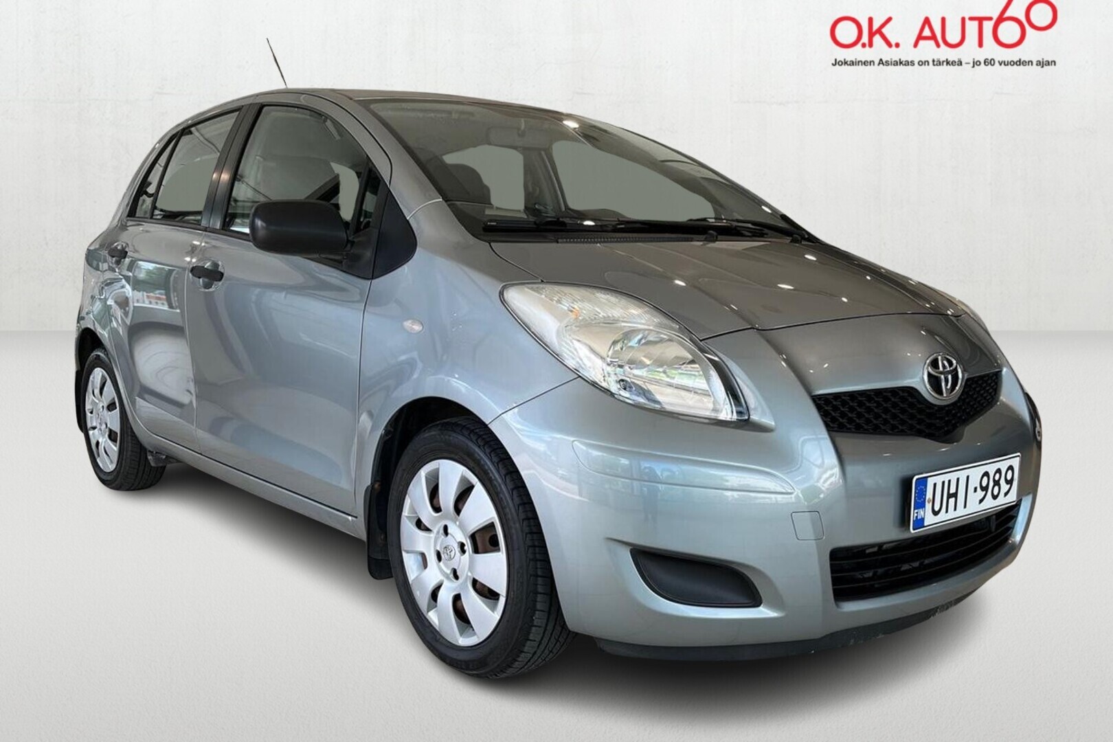 TOYOTA Yaris 7