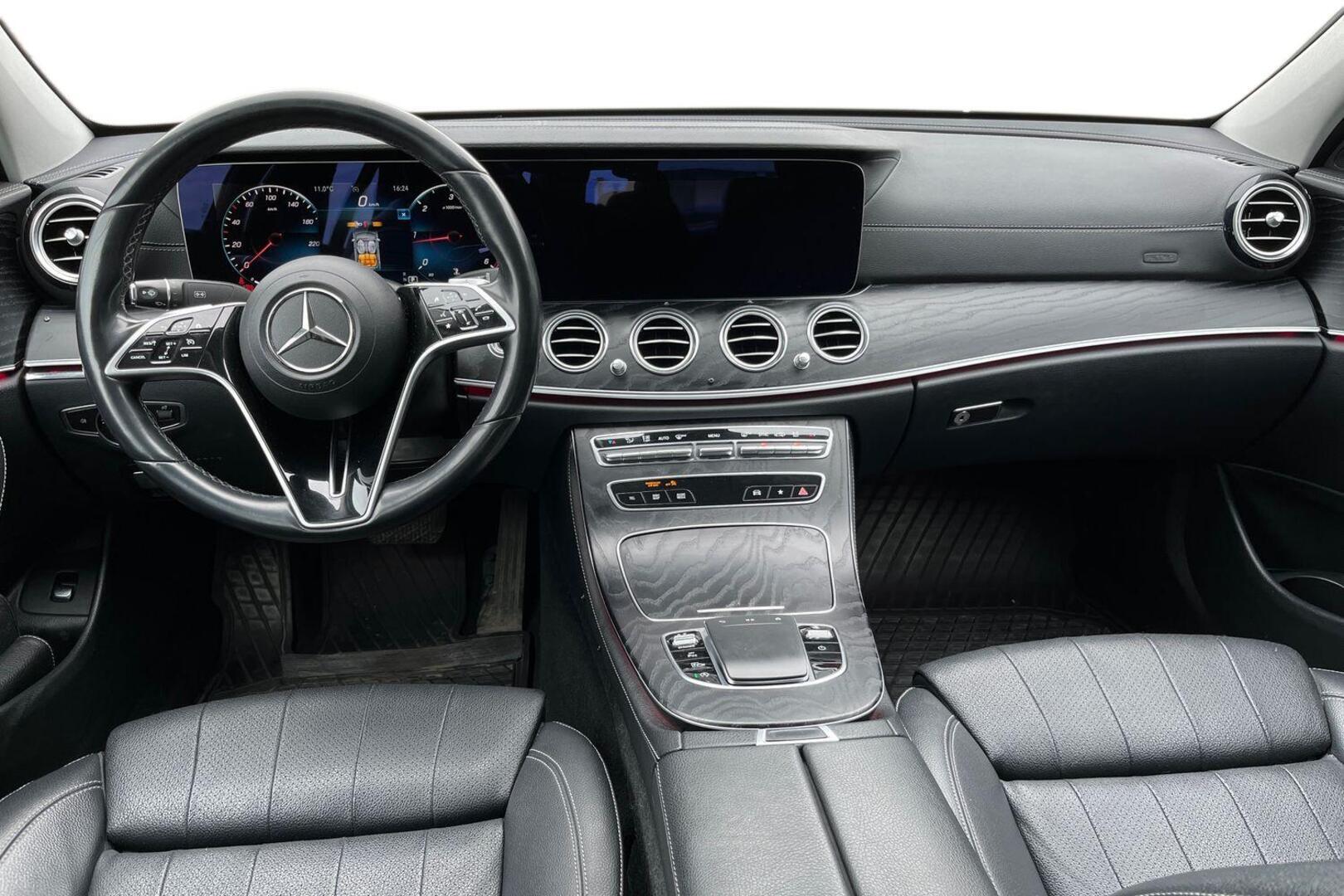 MERCEDES-BENZ E 10