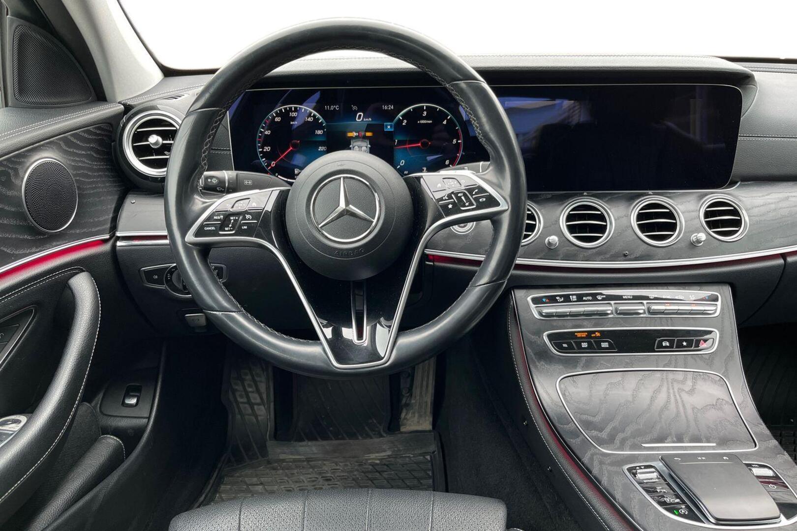 MERCEDES-BENZ E 11