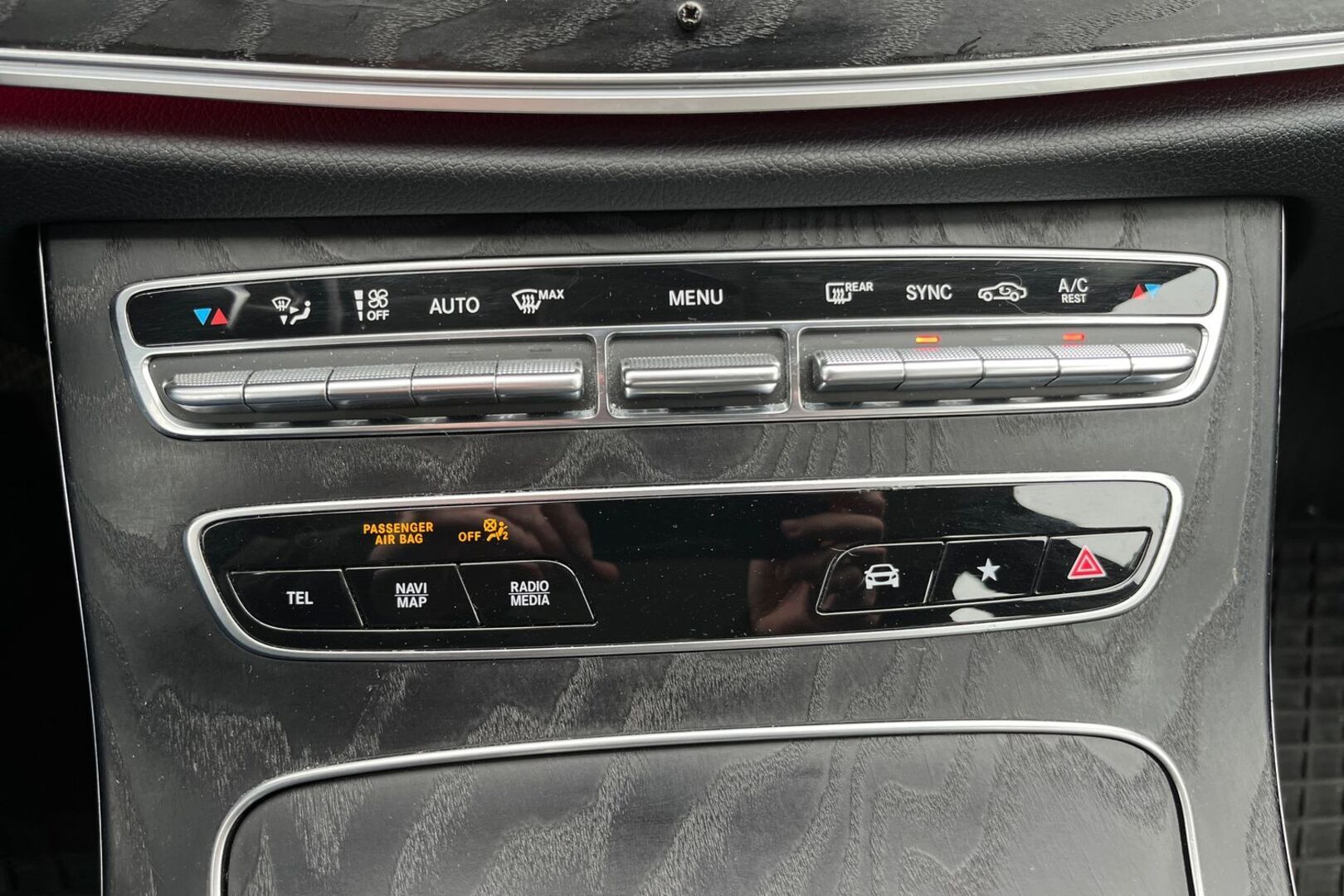 MERCEDES-BENZ E 20