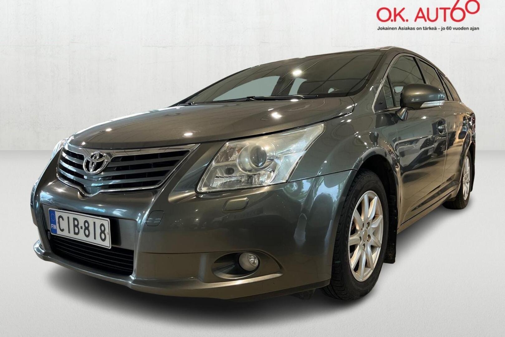 TOYOTA Avensis 1