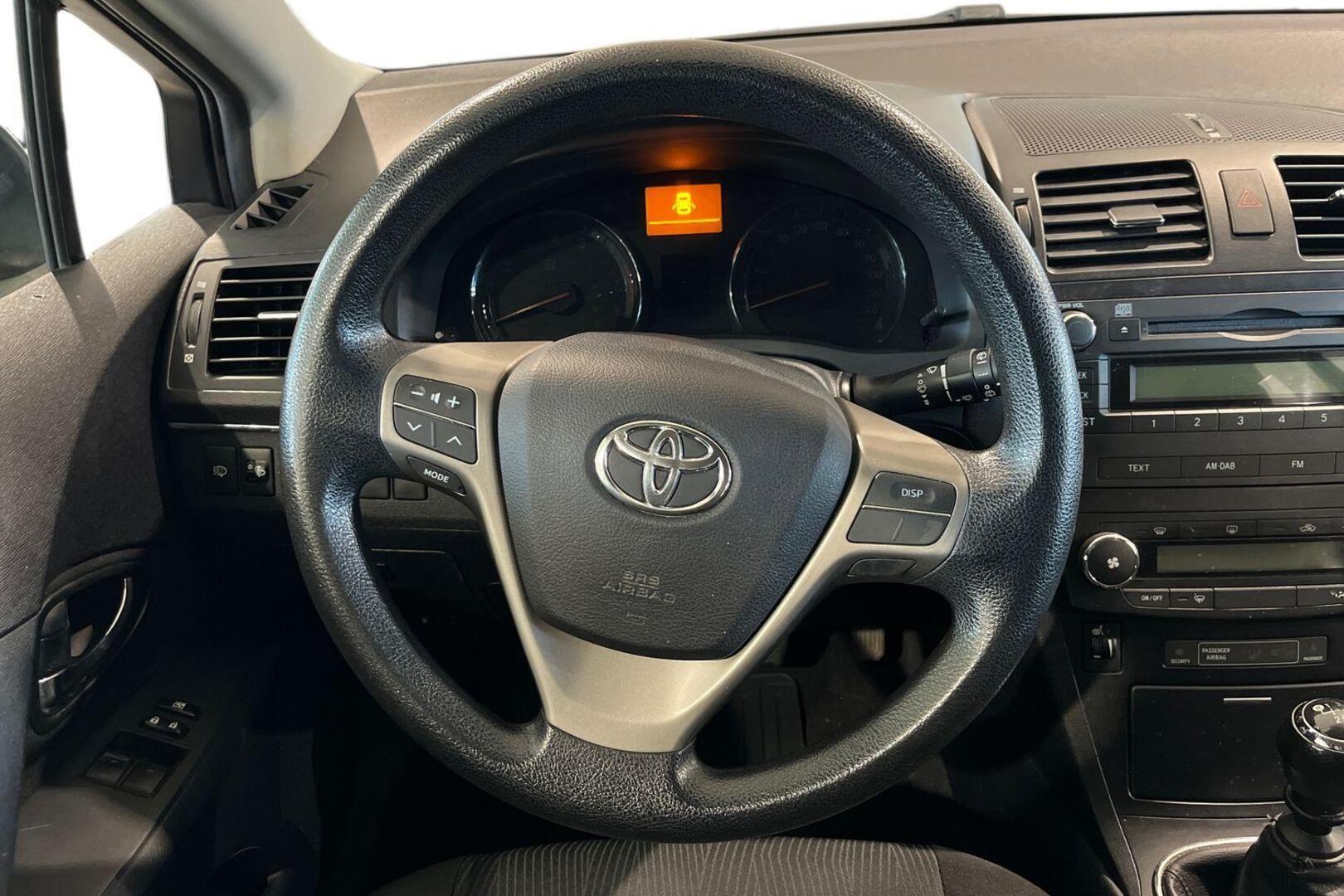 TOYOTA Avensis 12