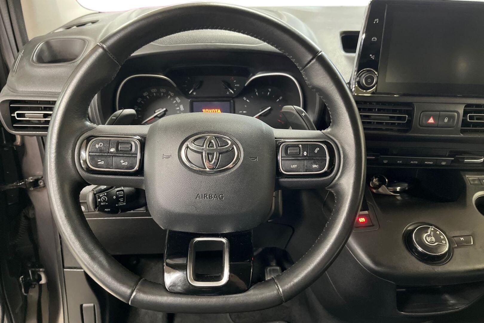 TOYOTA Proace CITY Verso 13
