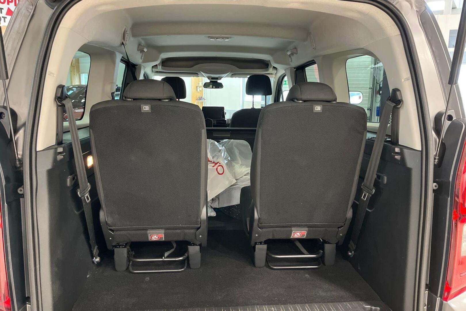 TOYOTA Proace CITY Verso 16