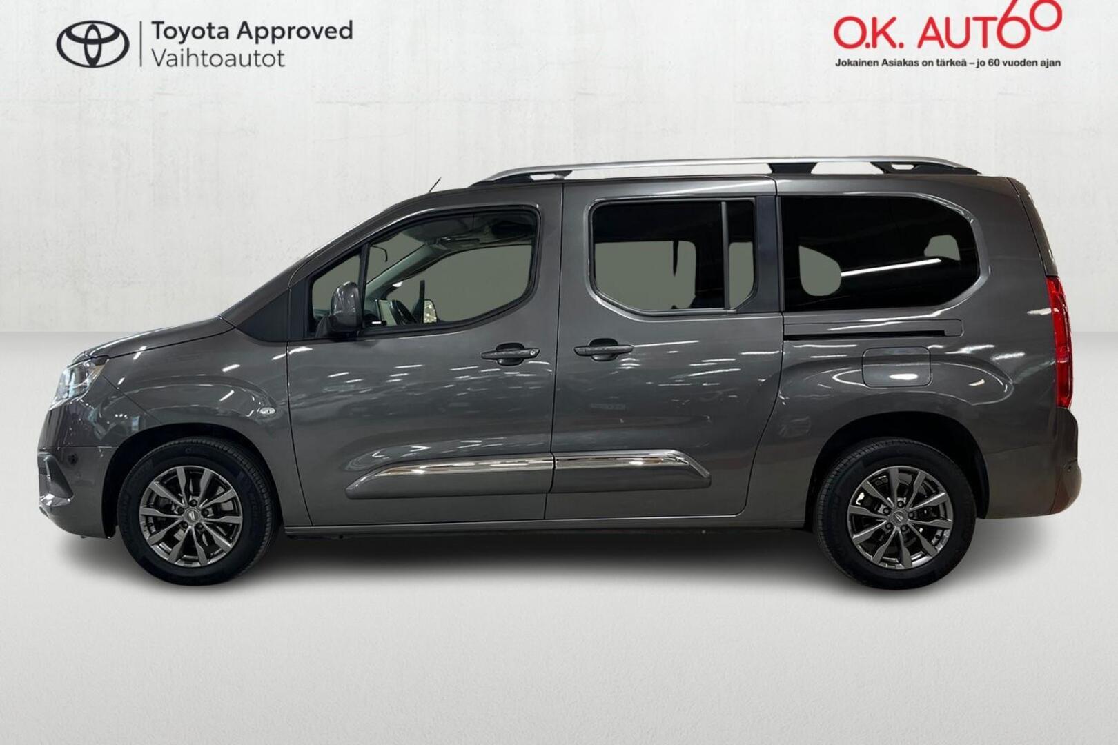 TOYOTA Proace CITY Verso 3