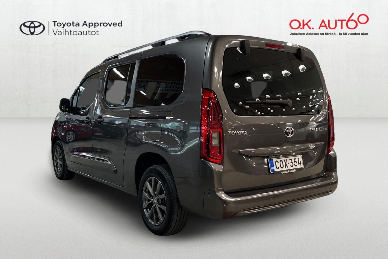 TOYOTA Proace CITY Verso 4