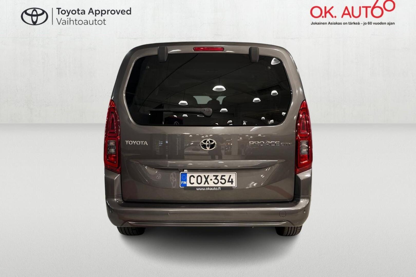 TOYOTA Proace CITY Verso 5