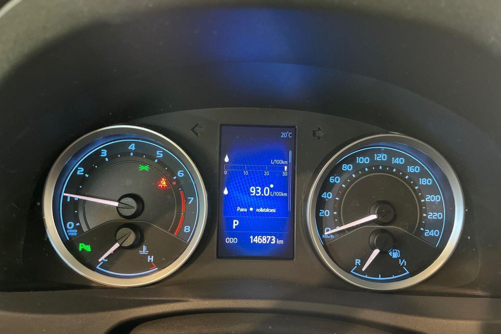 TOYOTA Corolla 15