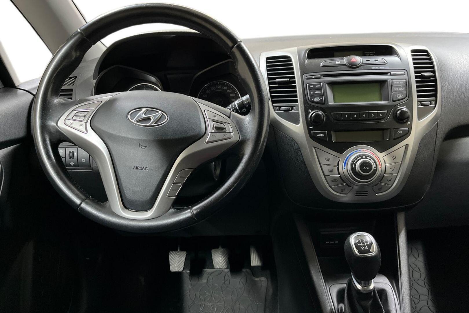 HYUNDAI ix20 11